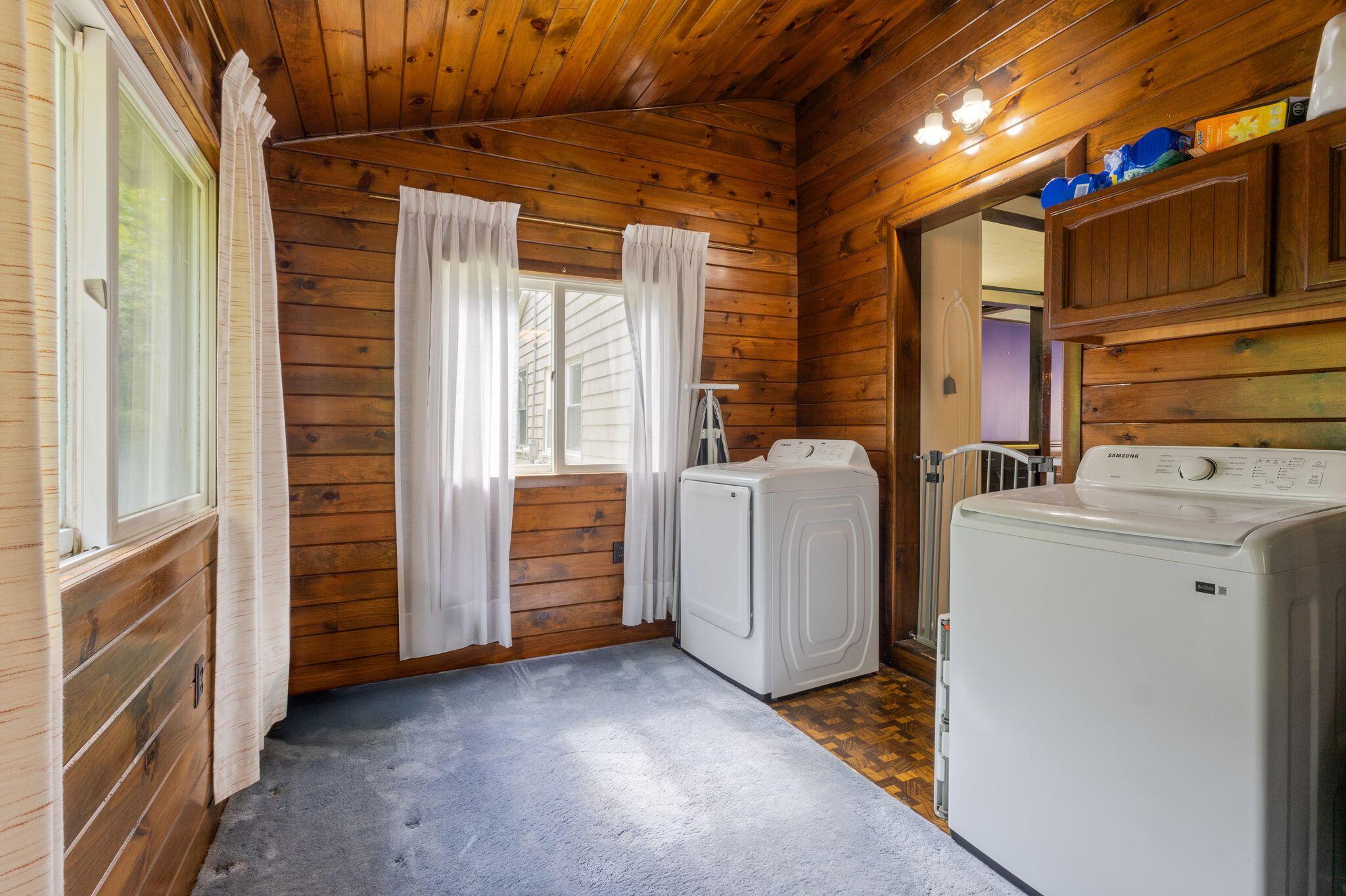 98 River Road Property Photo 23