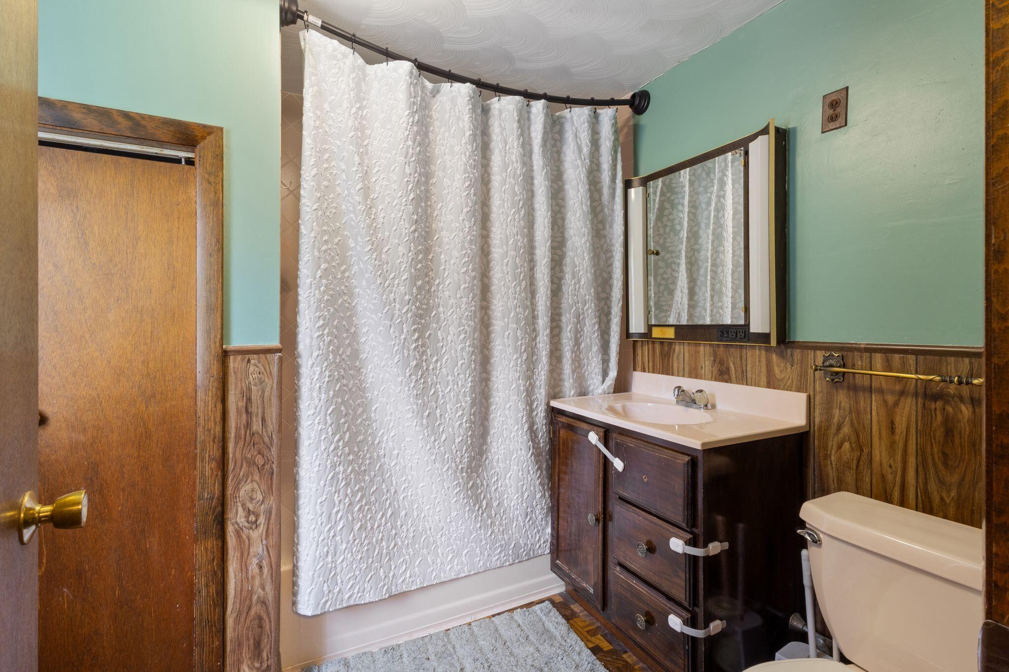 98 River Road Property Photo 32
