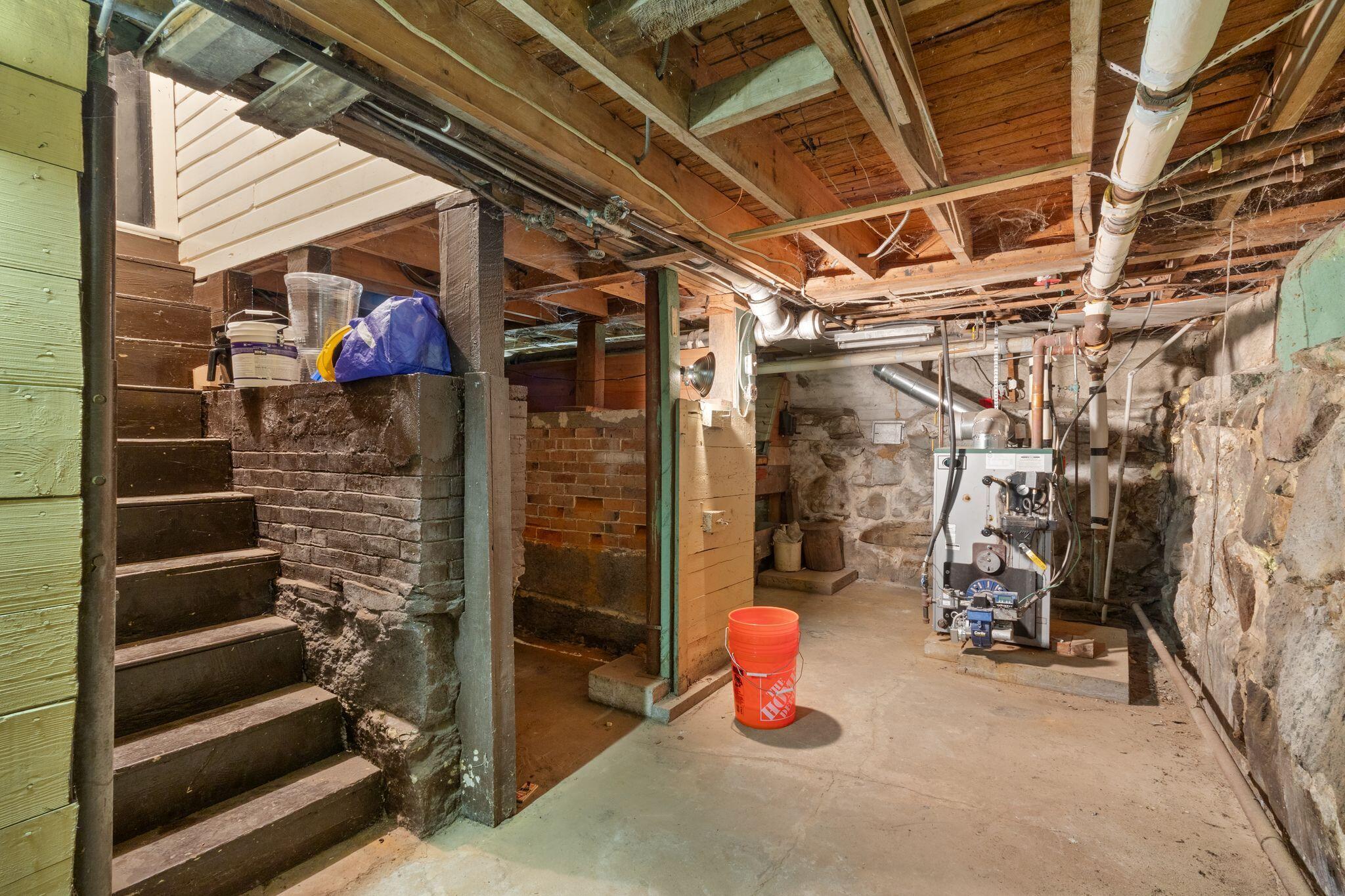 98 River Road Property Photo 35
