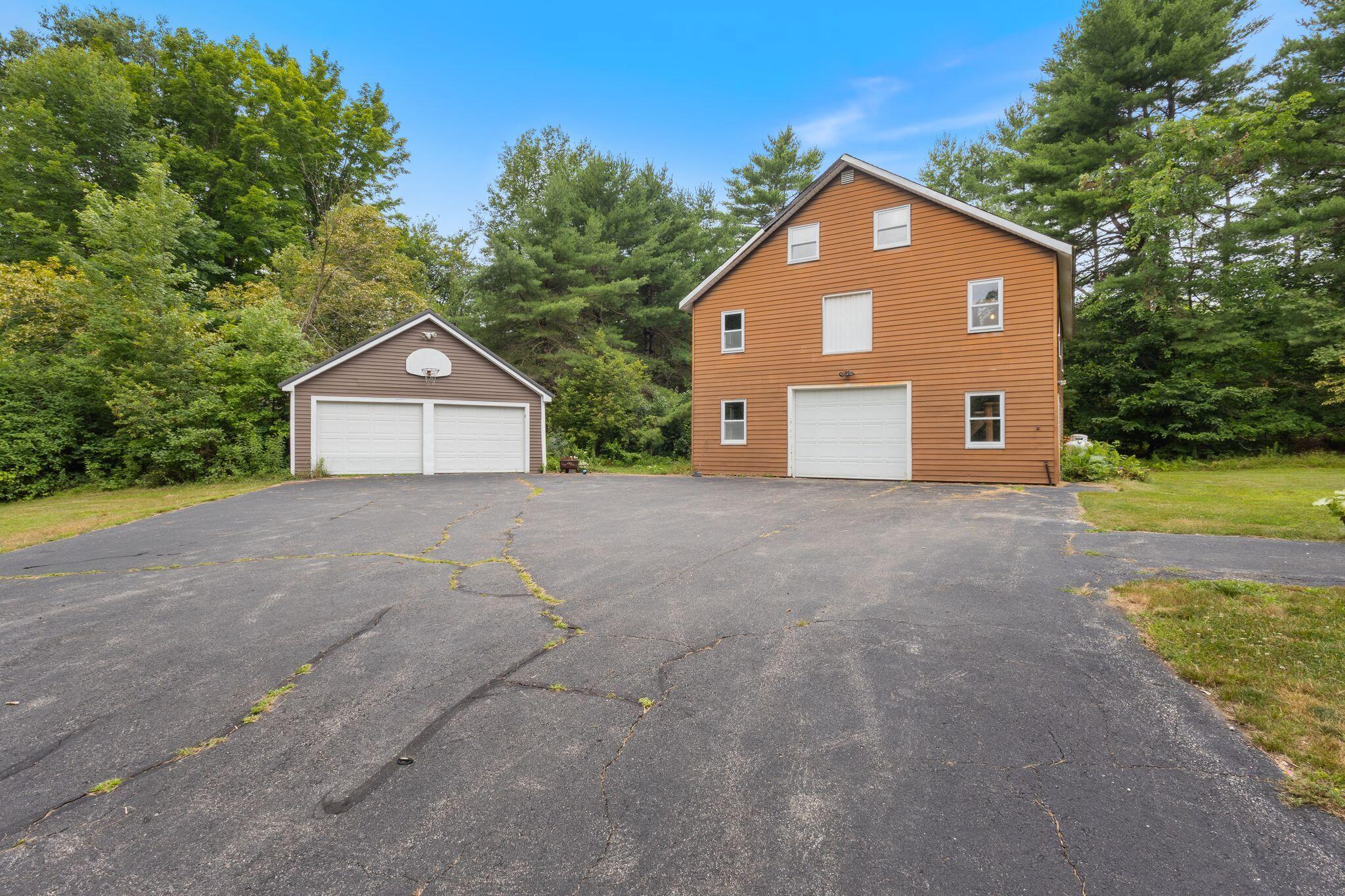 98 River Road Property Photo 46
