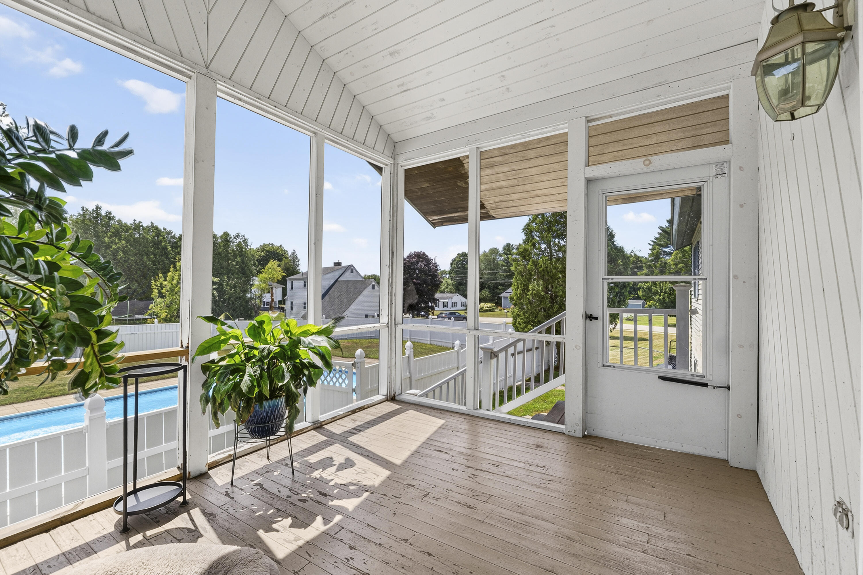 14 Douglas Avenue Property Photo 18