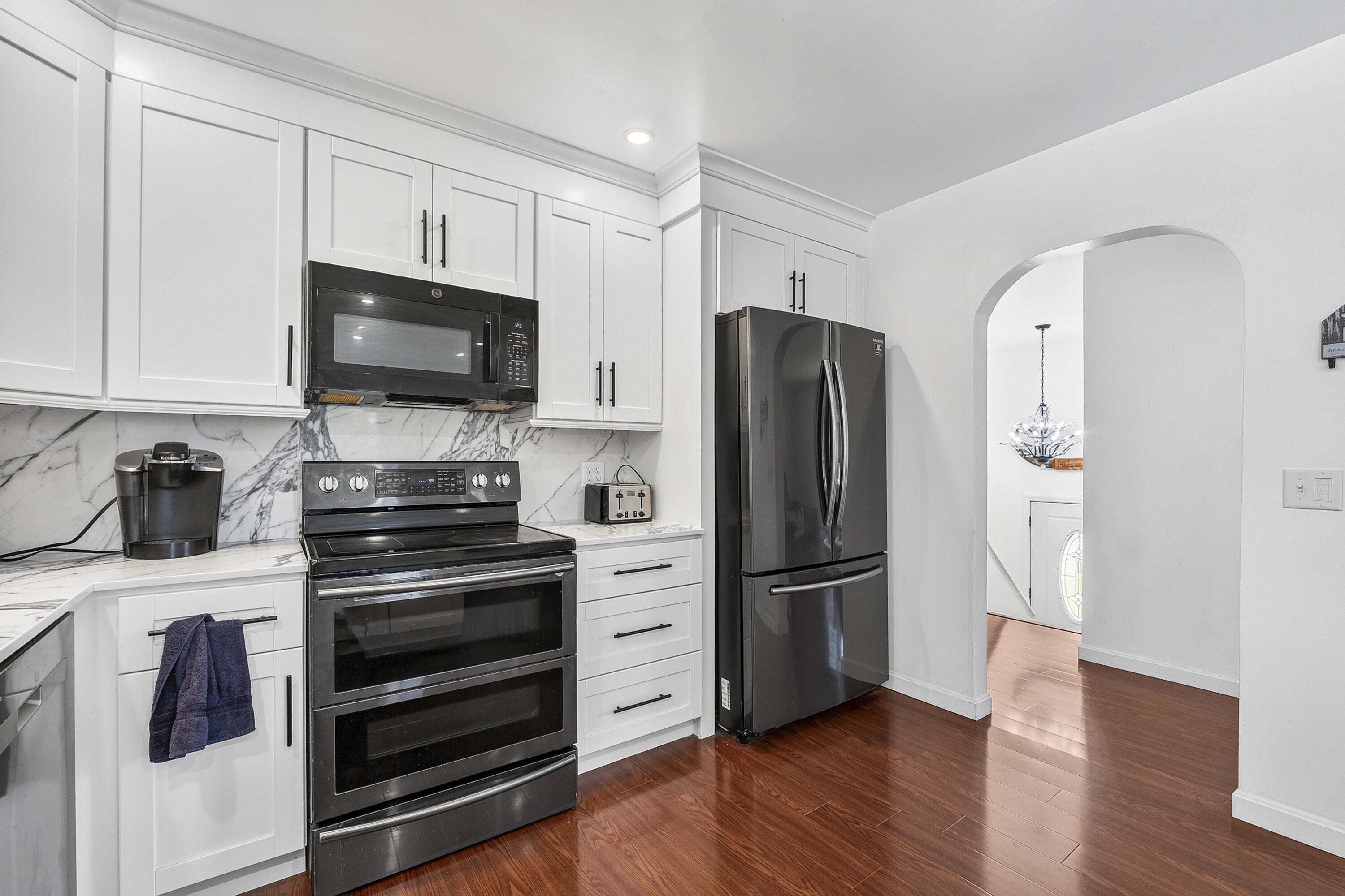 14 Douglas Avenue Property Photo 23