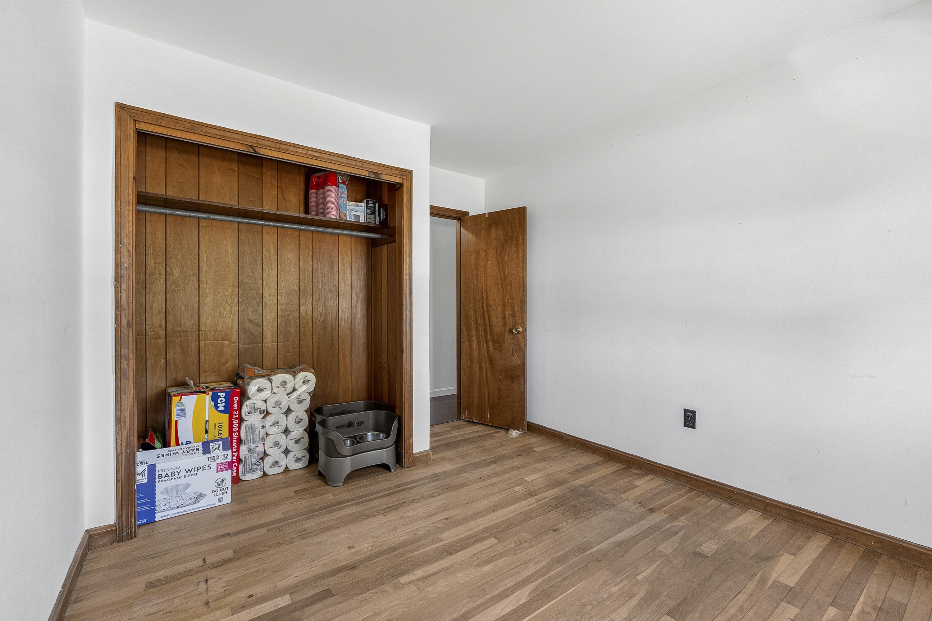 14 Douglas Avenue Property Photo 30