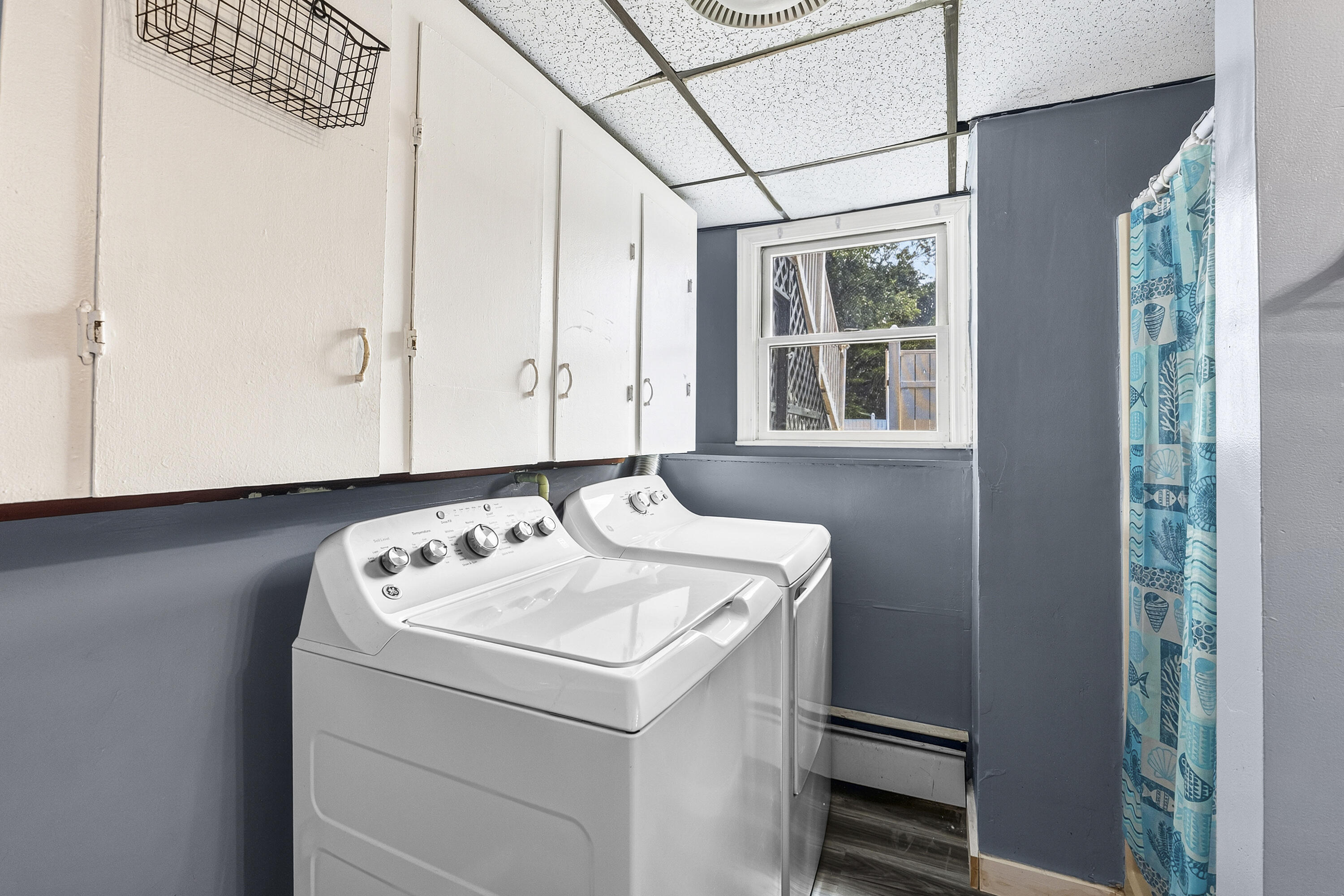 14 Douglas Avenue Property Photo 34