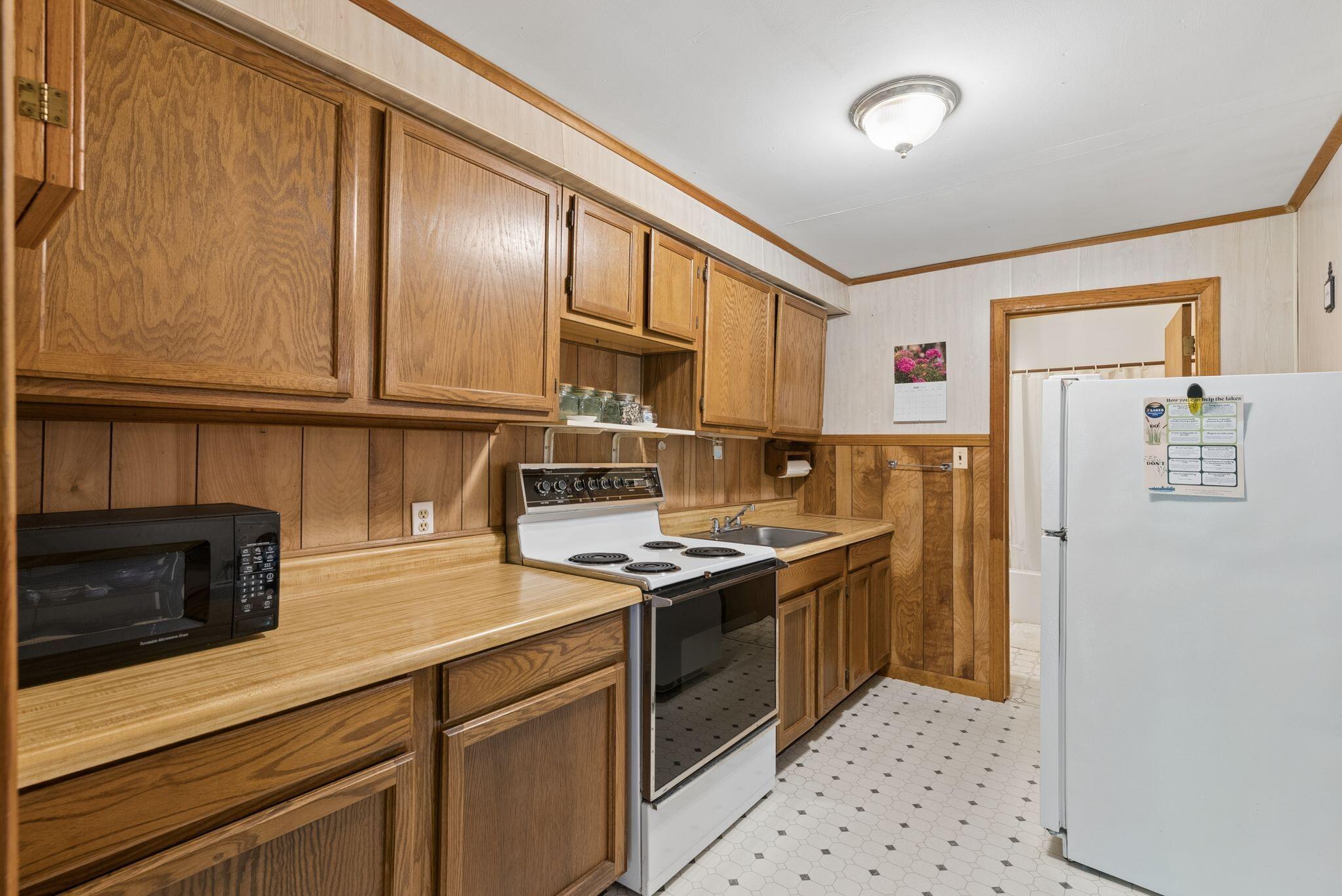 247 Lake View Drive Property Photo 14