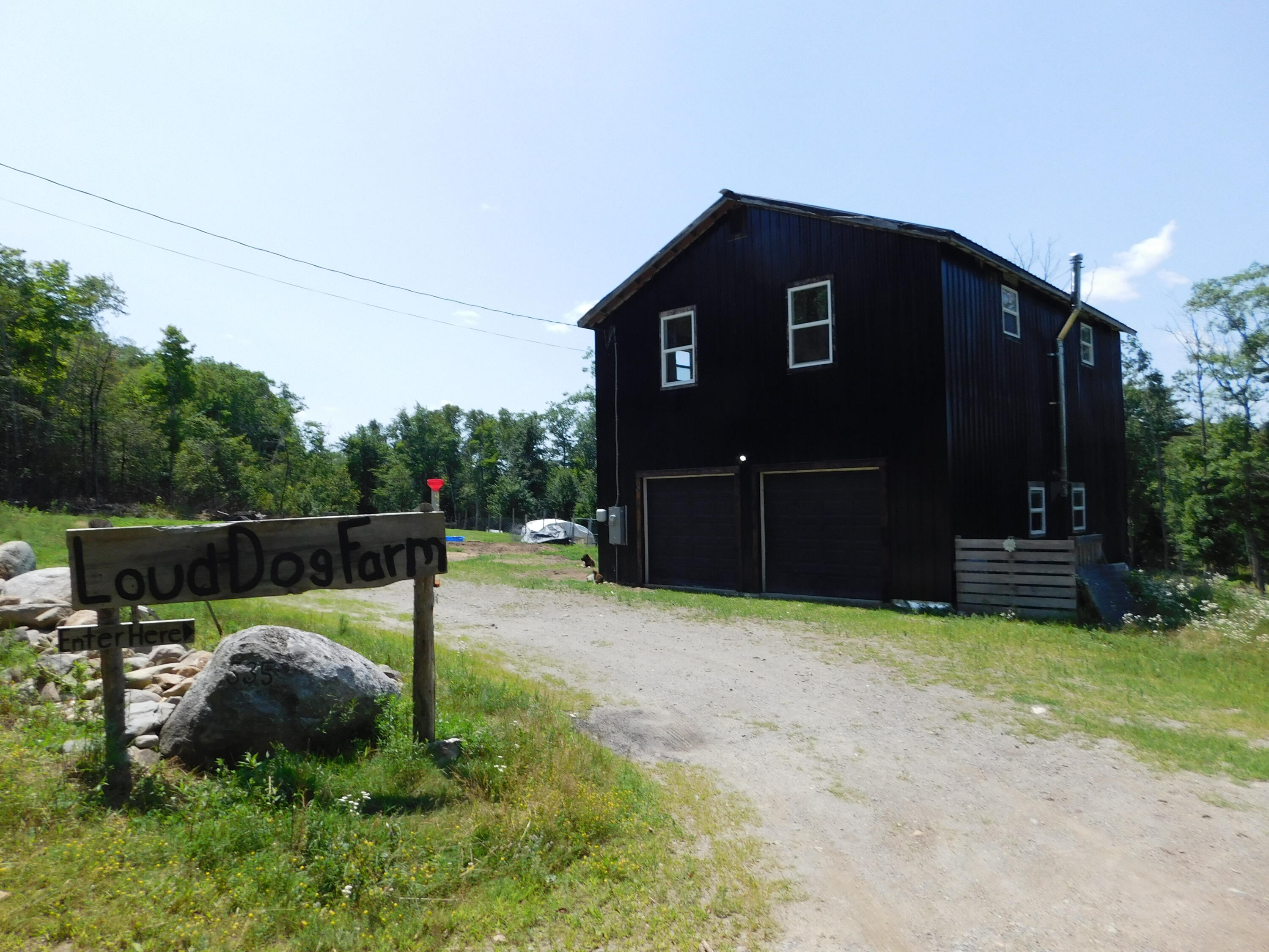 535 Betts Road Property Photo 3