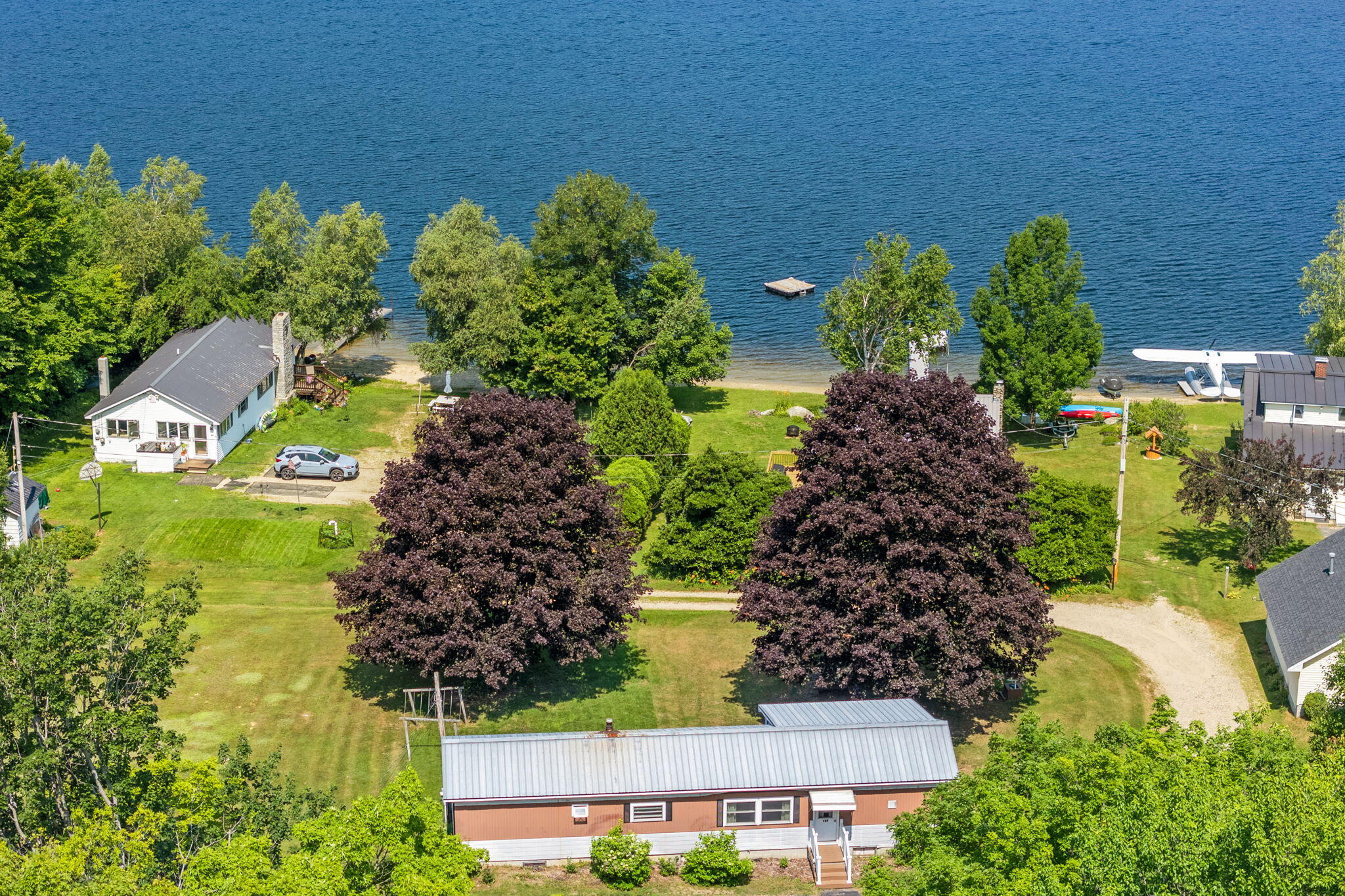 139 E Shore Road Property Photo 2