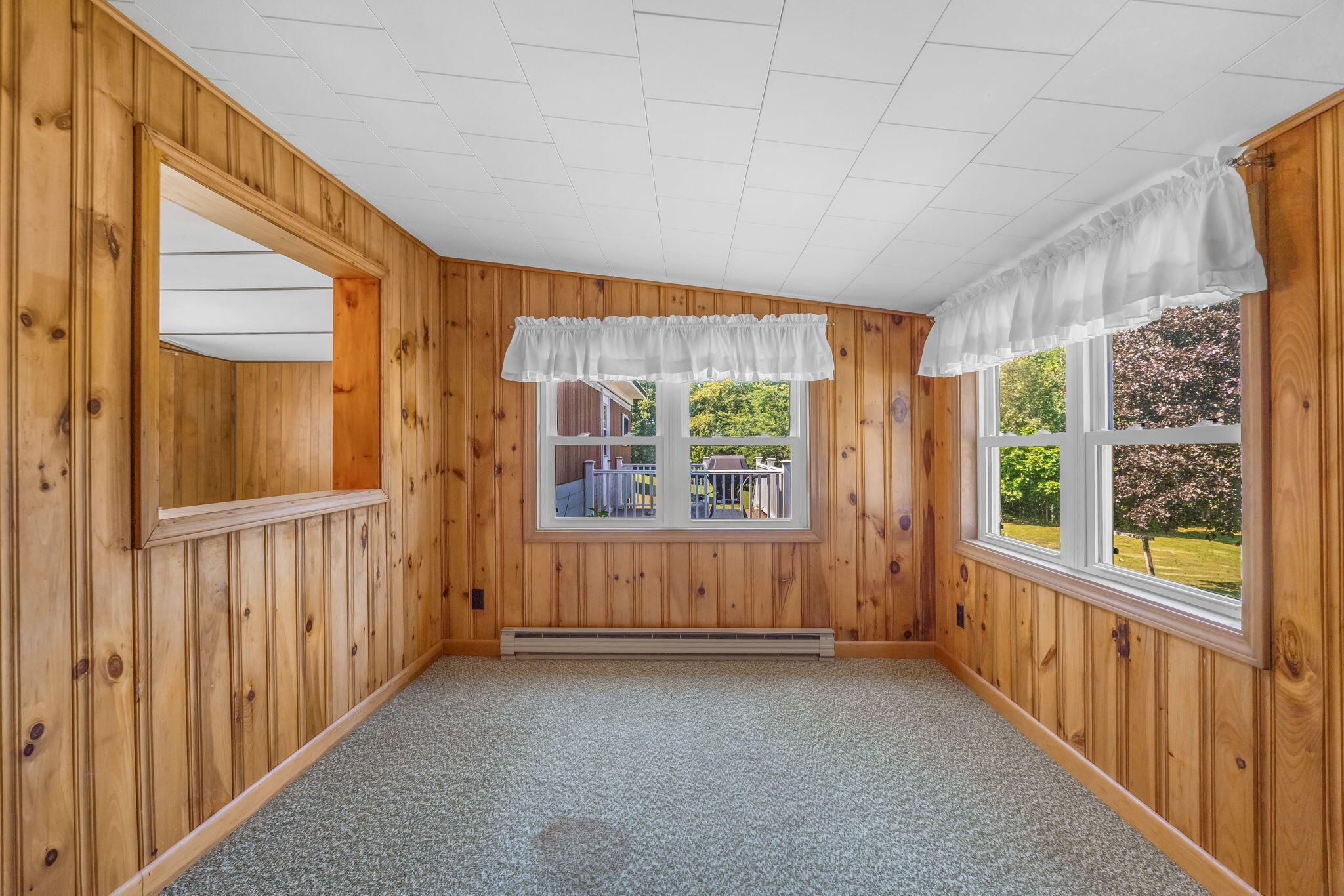 139 E Shore Road Property Photo 16