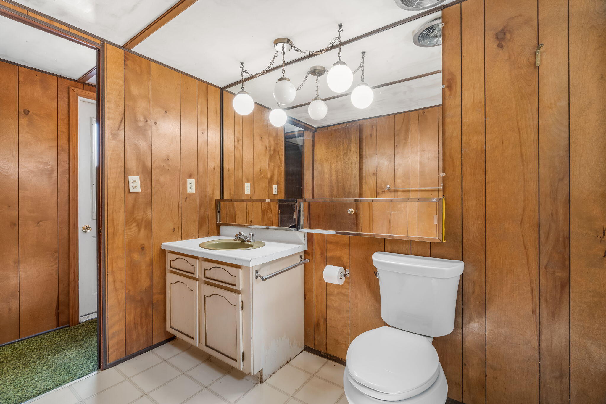 139 E Shore Road Property Photo 21