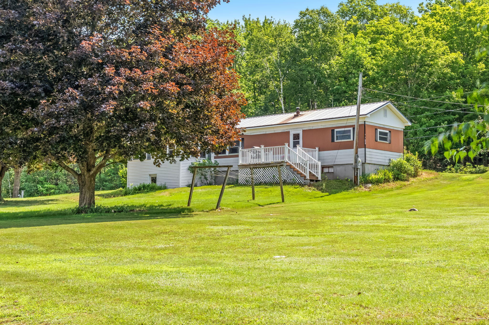 139 E Shore Road Property Photo 33