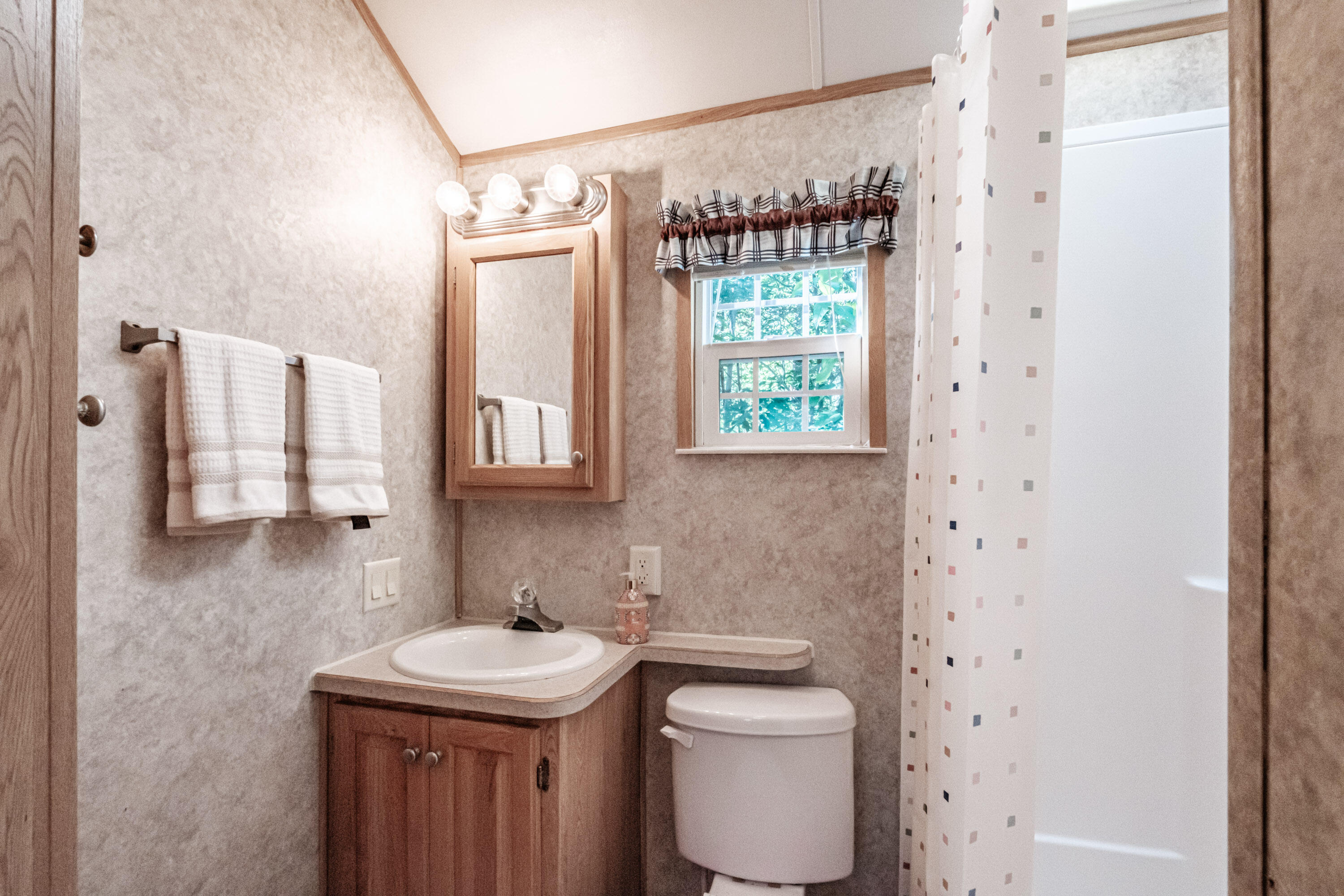 75 34th Street Property Photo 11