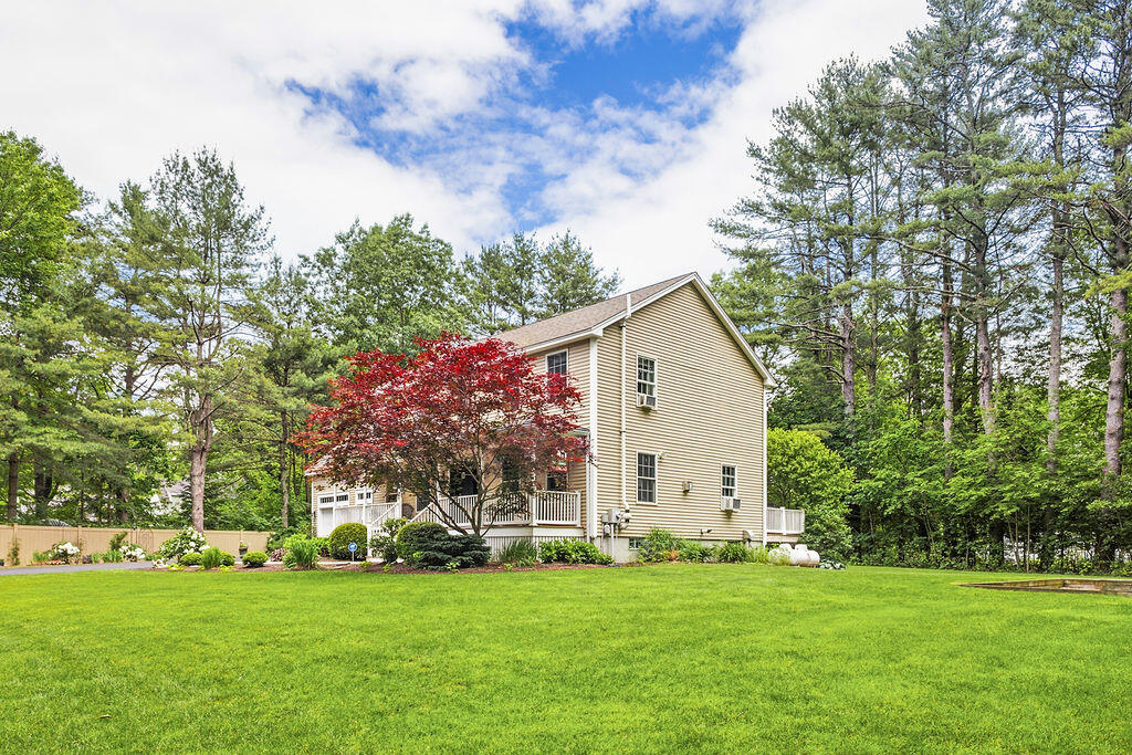 2 Beacon Street Property Photo 4