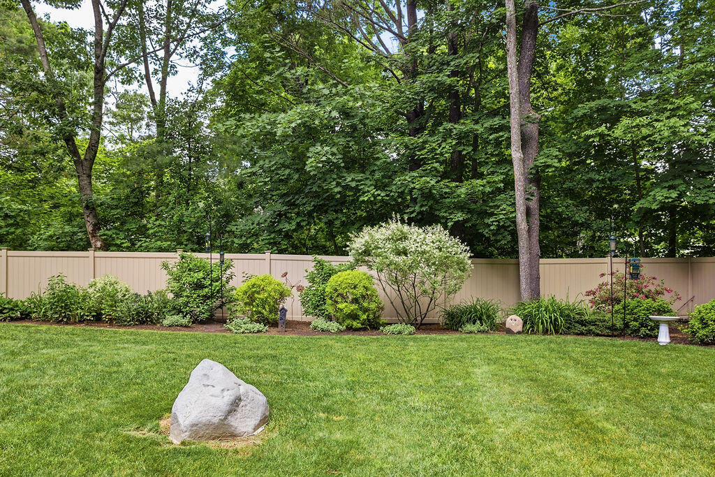 2 Beacon Street Property Photo 11