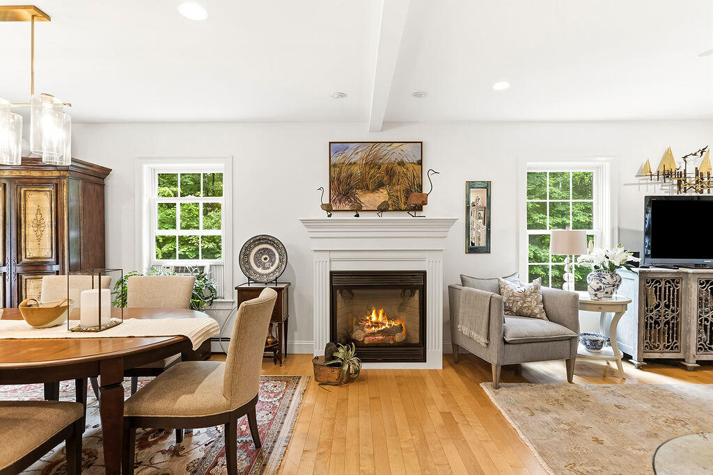 2 Beacon Street Property Photo 26