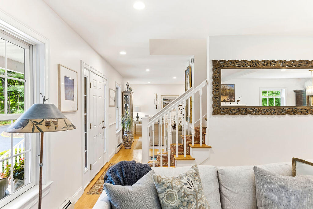 2 Beacon Street Property Photo 27