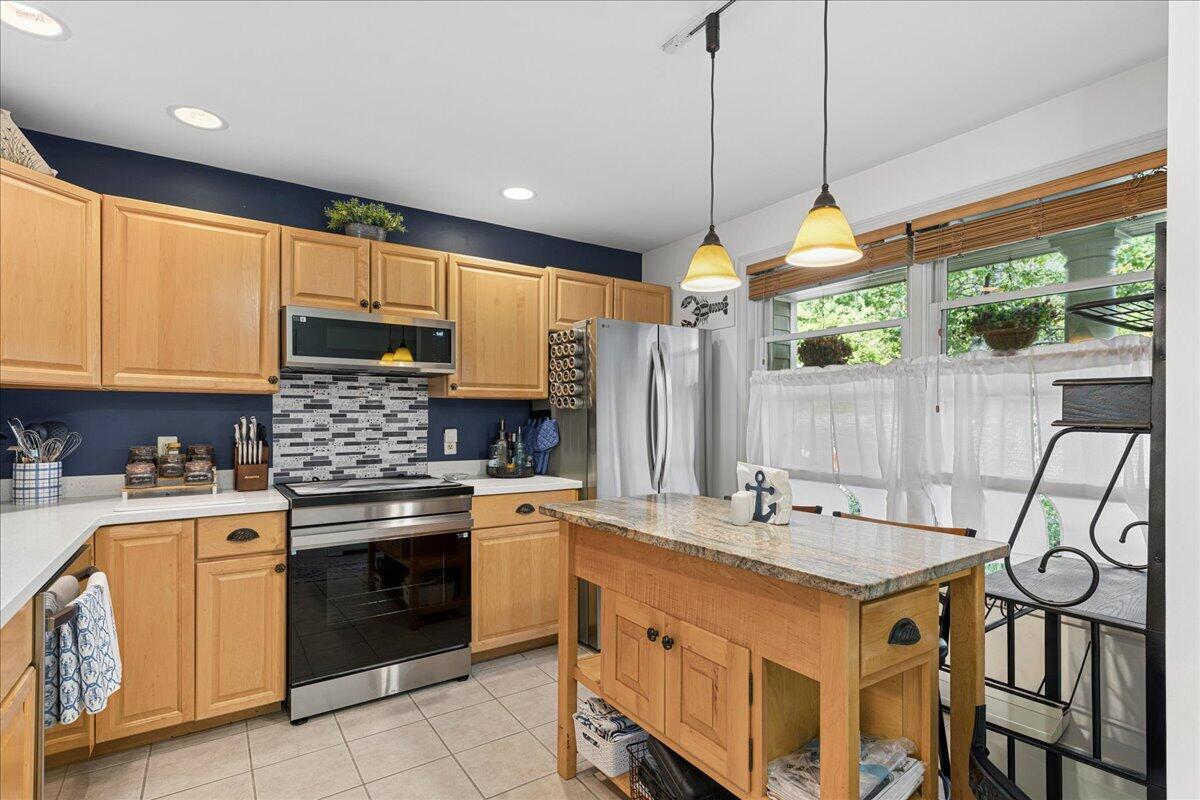 18 Harbor View Drive 18 Property Photo 4