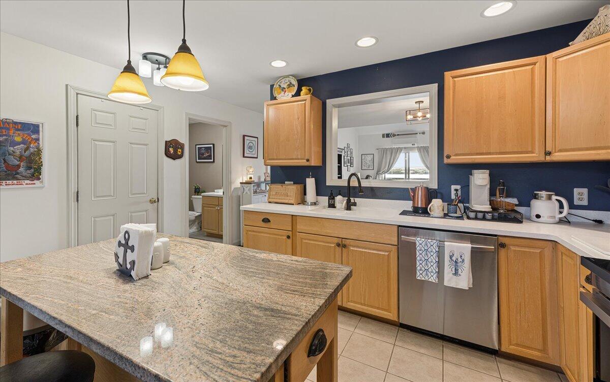 18 Harbor View Drive 18 Property Photo 7