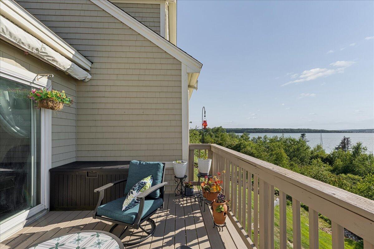18 Harbor View Drive 18 Property Photo 16