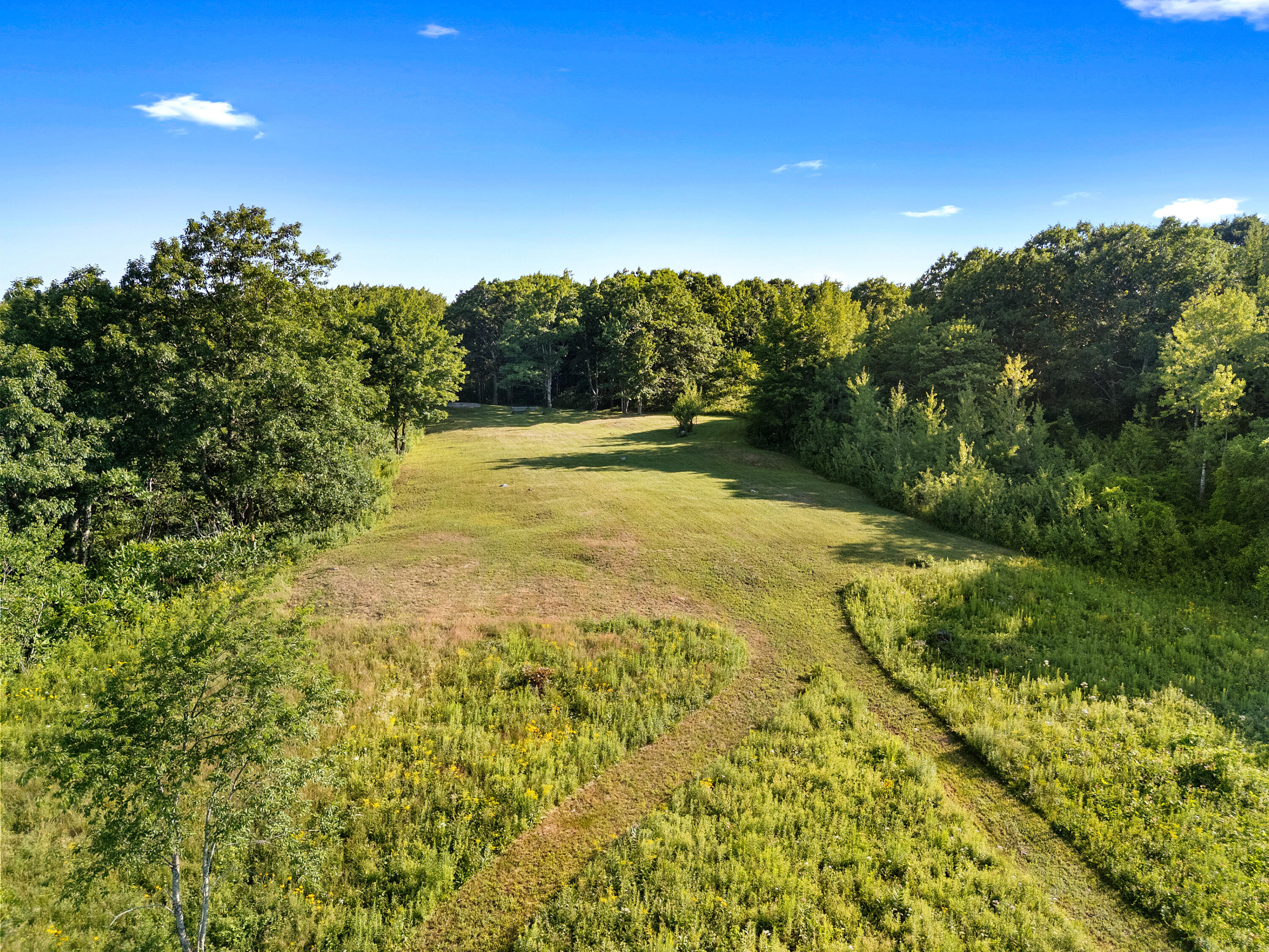 2 Sunrise Summit Property Photo 6