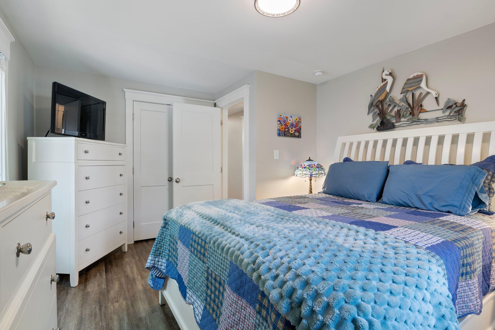 6 Bower Lane Property Photo 23