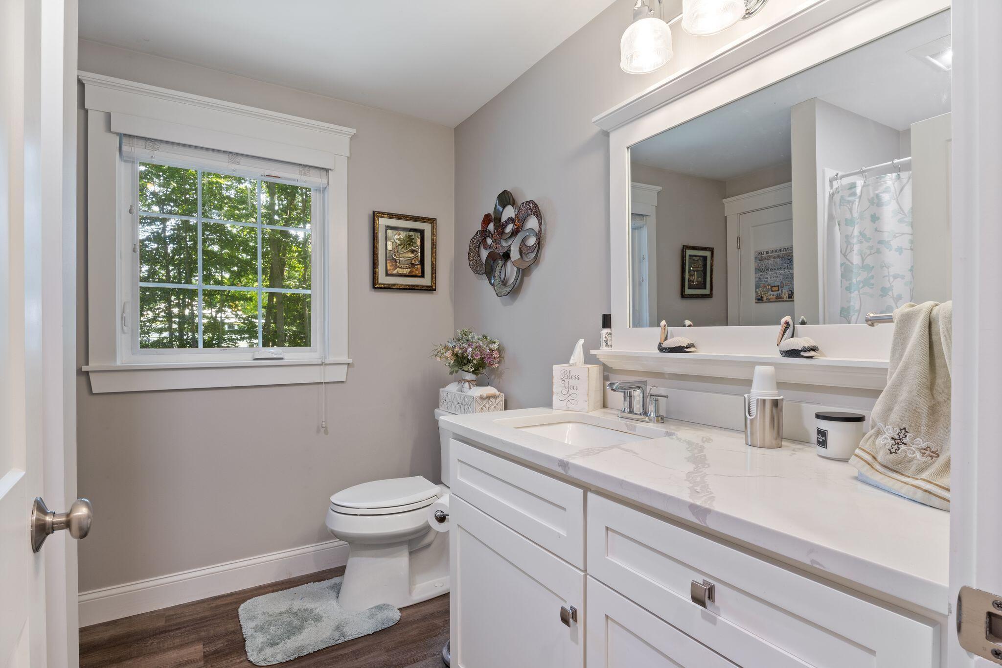 6 Bower Lane Property Photo 27