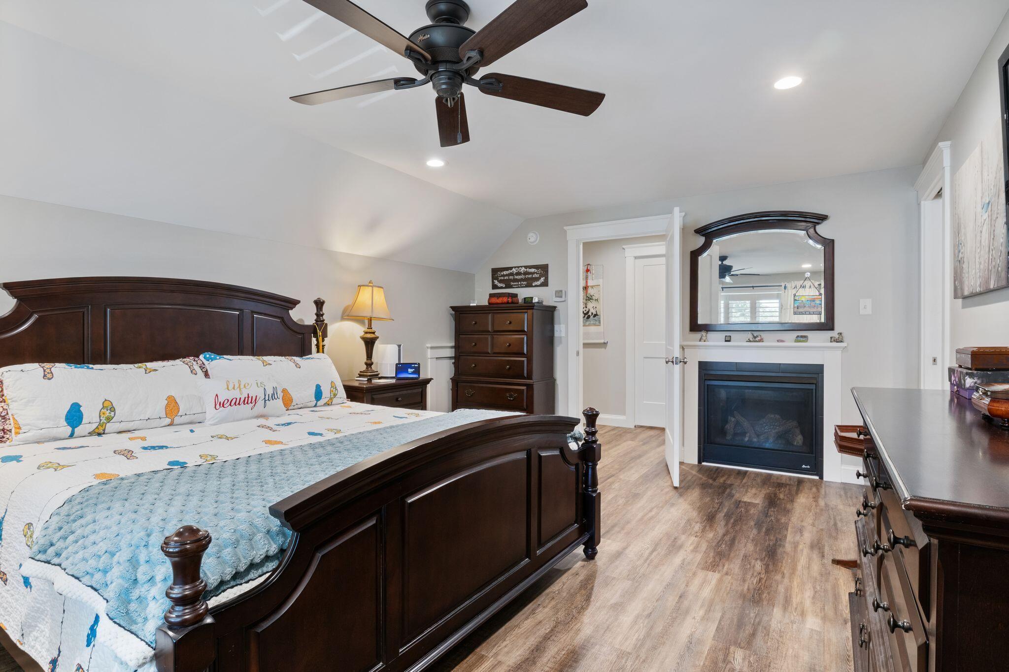 6 Bower Lane Property Photo 36