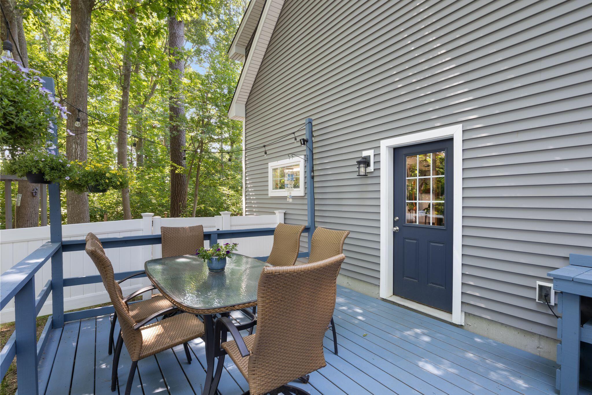 6 Bower Lane Property Photo 58