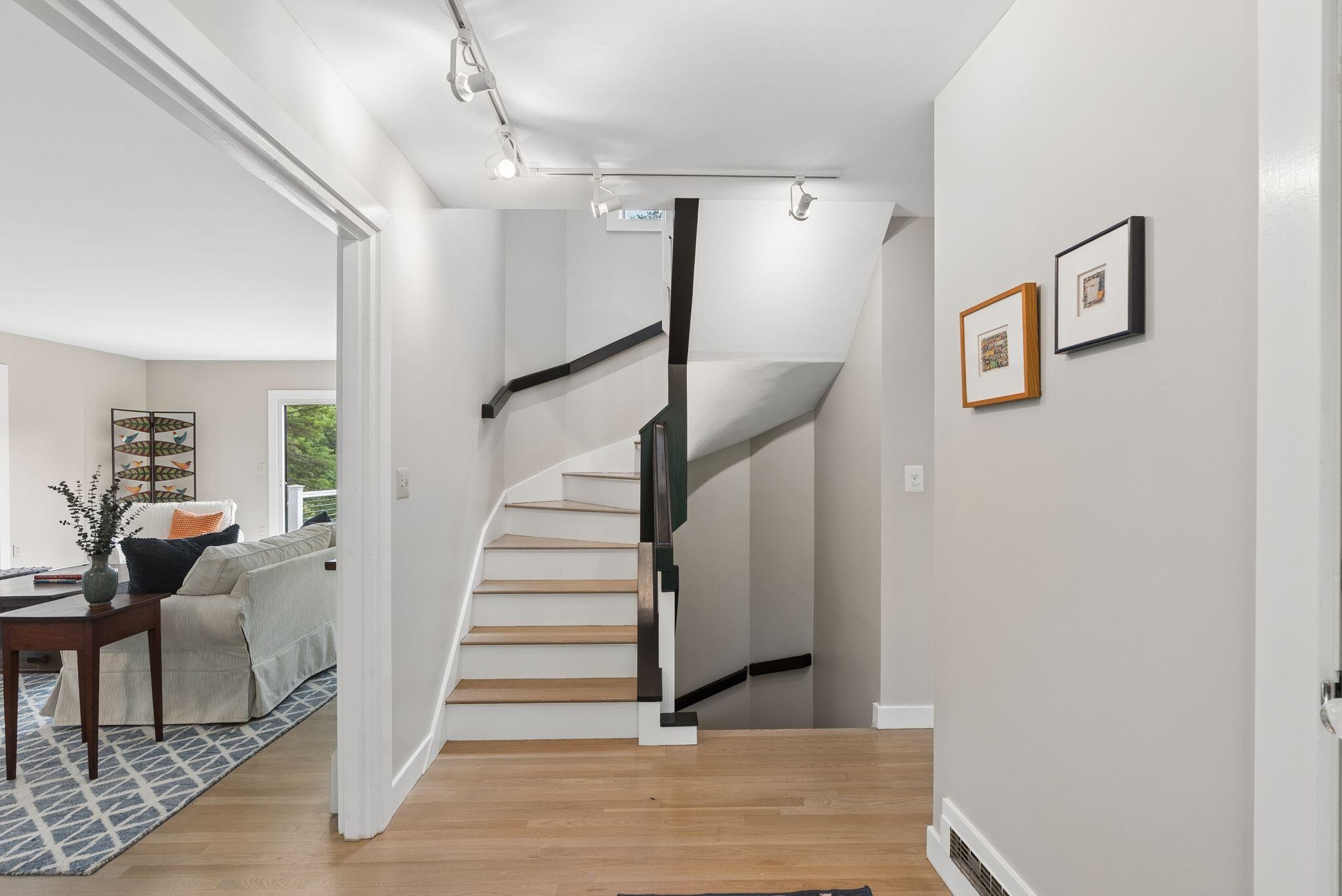 36 Old Boston Road Property Photo 5
