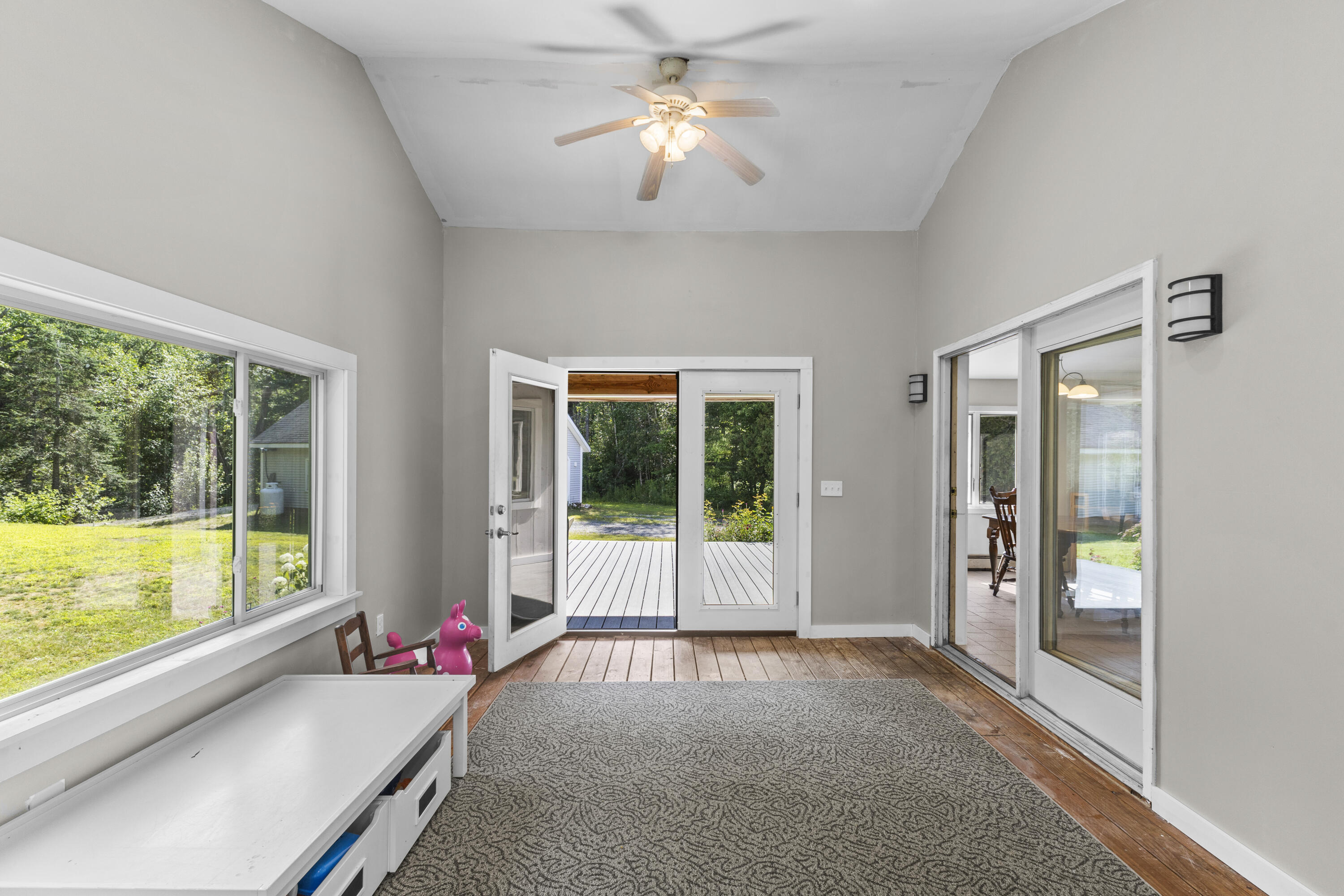 10 Lupine Lane Property Photo 11