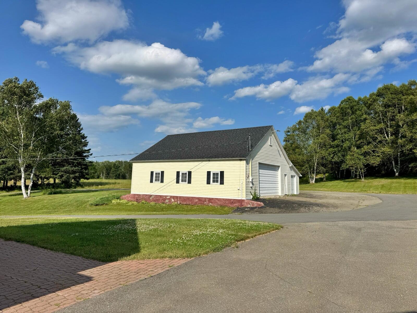 175 Bradbury Road Property Photo 2