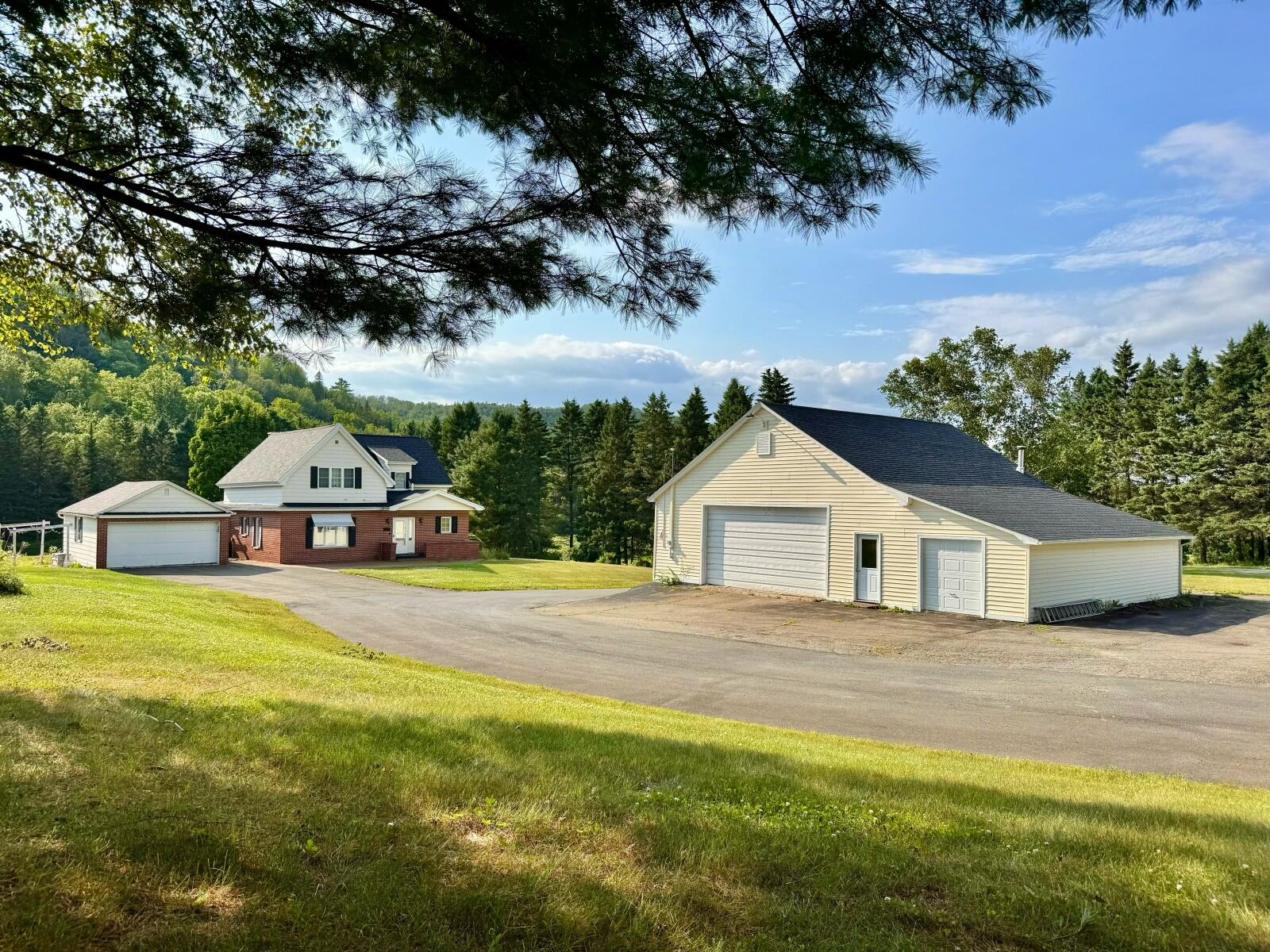 175 Bradbury Road Property Photo 3