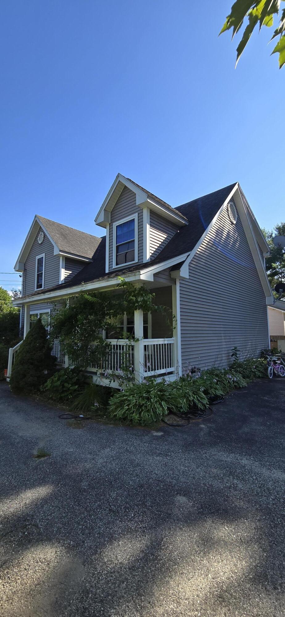 71 Grove Street Property Photo 6