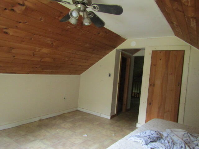 17 Blackberry Road Property Photo 18