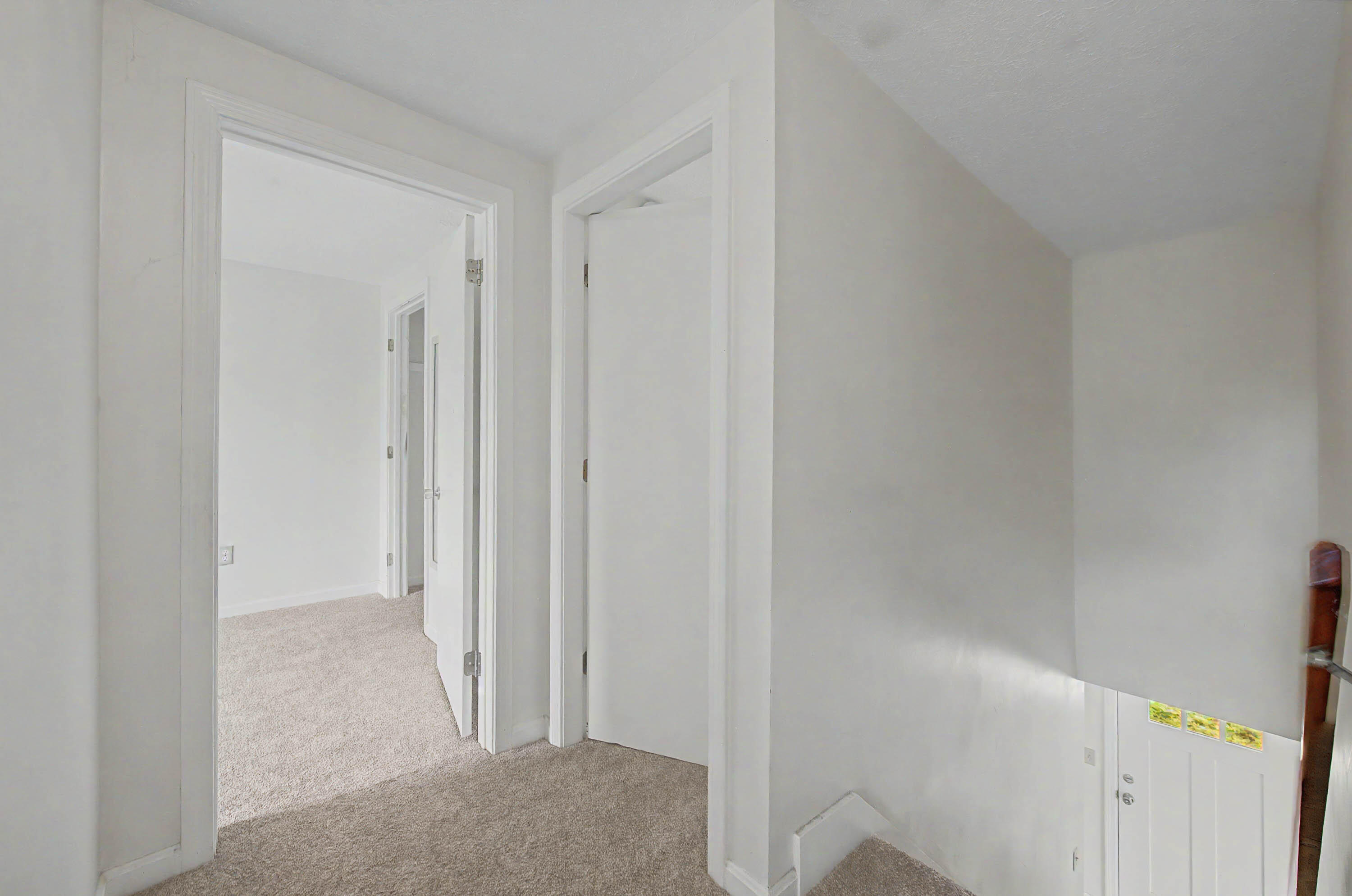 71 Middle Road Property Photo 25