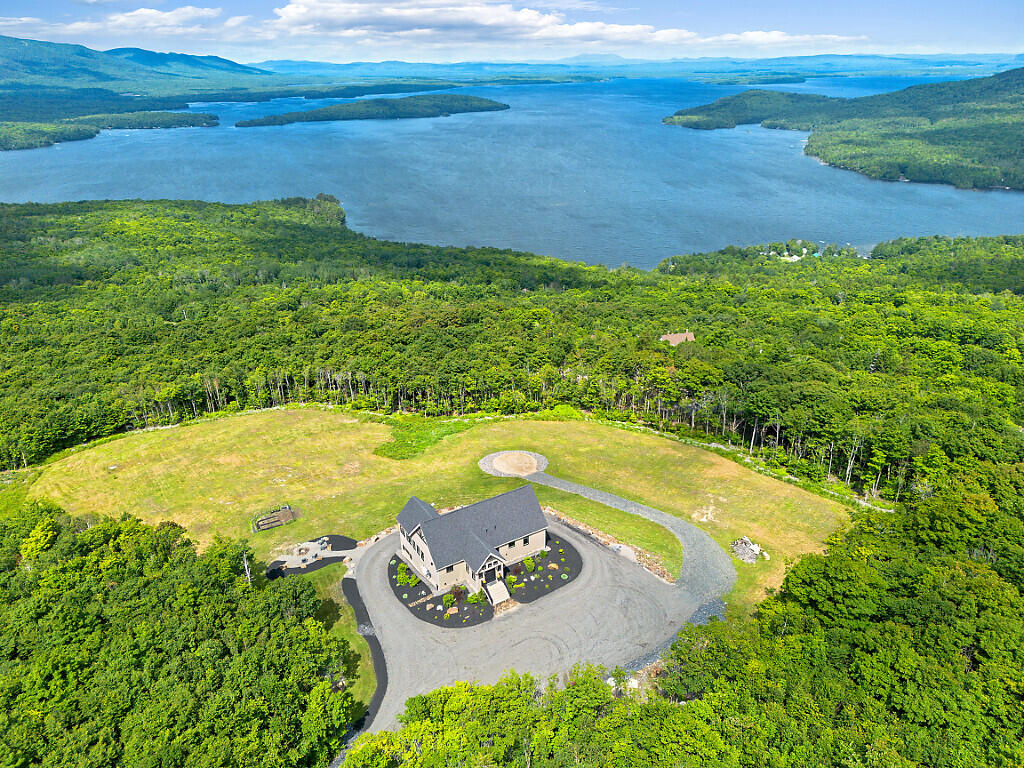 84 Moosehead Isle Road Property Photo 6