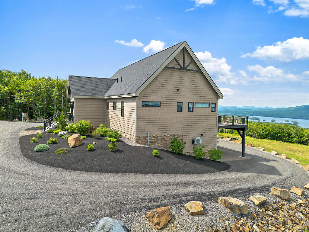84 Moosehead Isle Road Property Photo 11