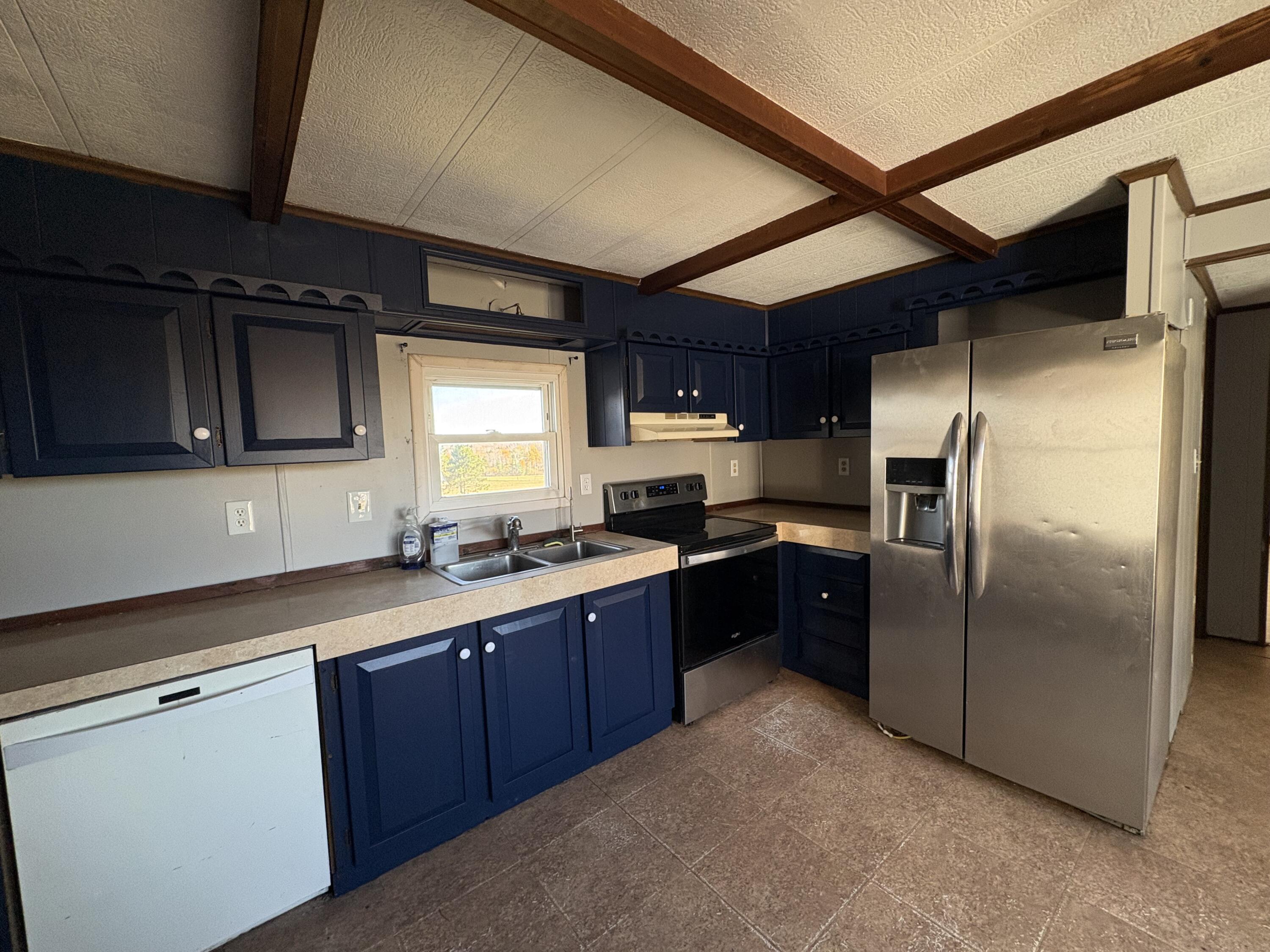 111 Thomas Hill Road Property Photo 1