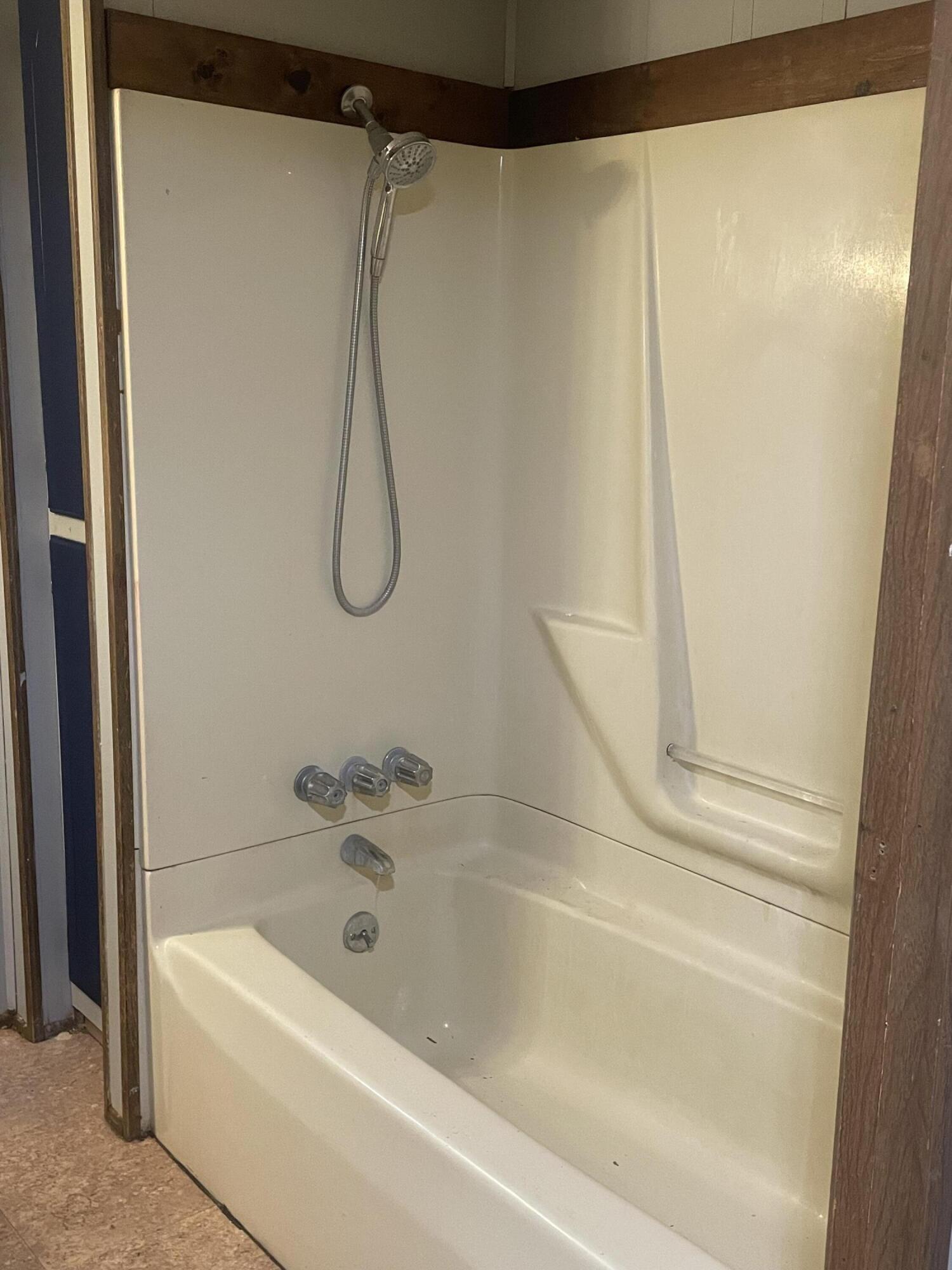 111 Thomas Hill Road Property Photo 6