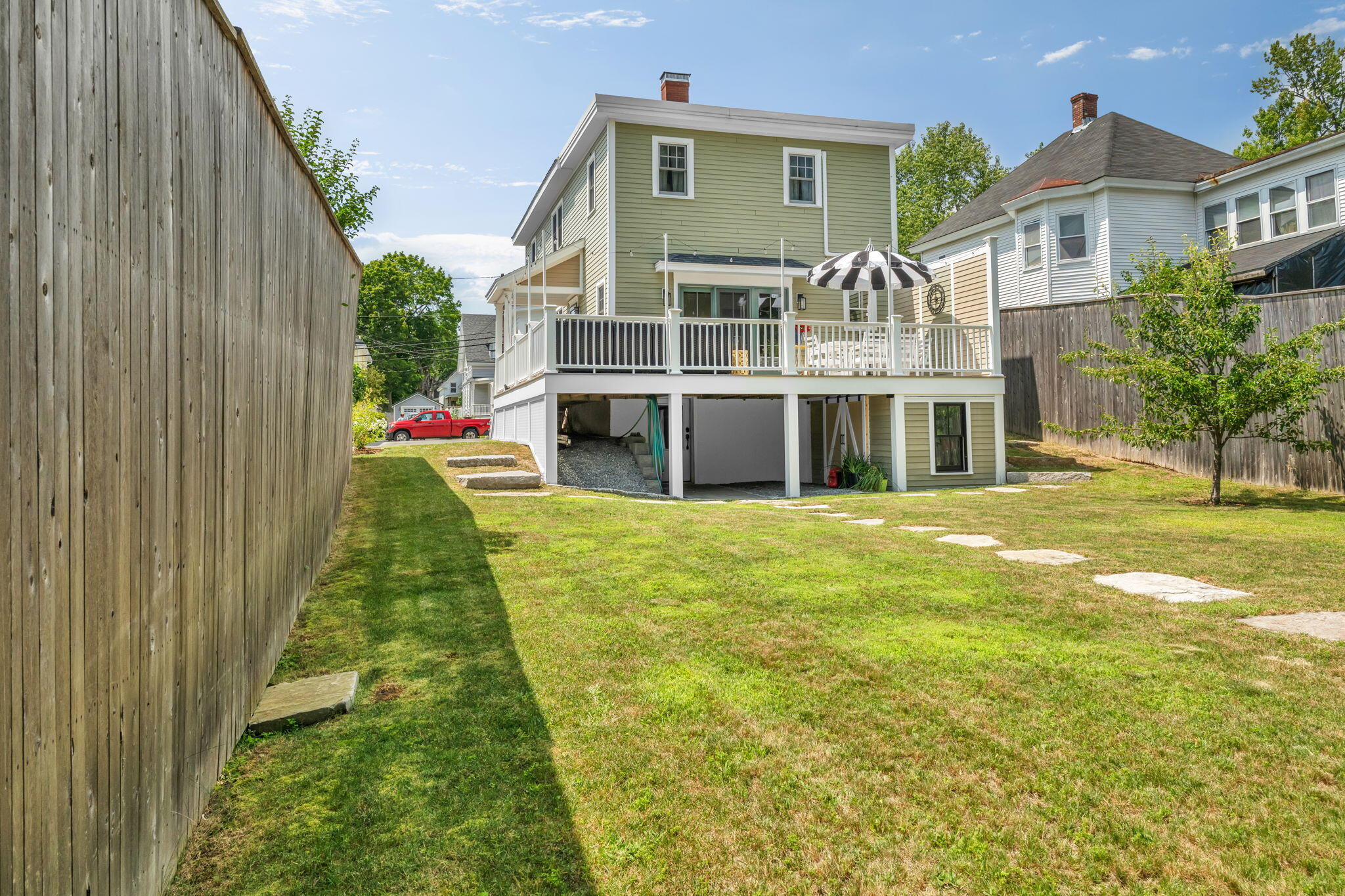 143 Maple Street Property Photo 59