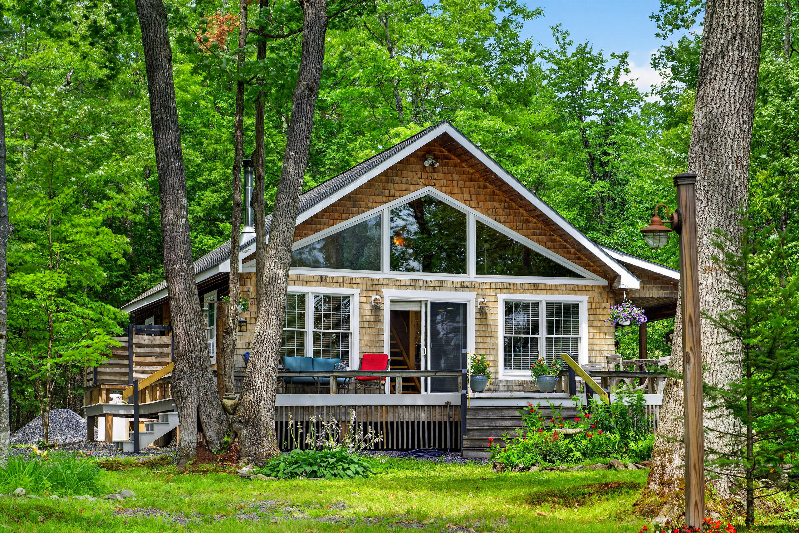 6 Lake Como Drive Property Photo 1