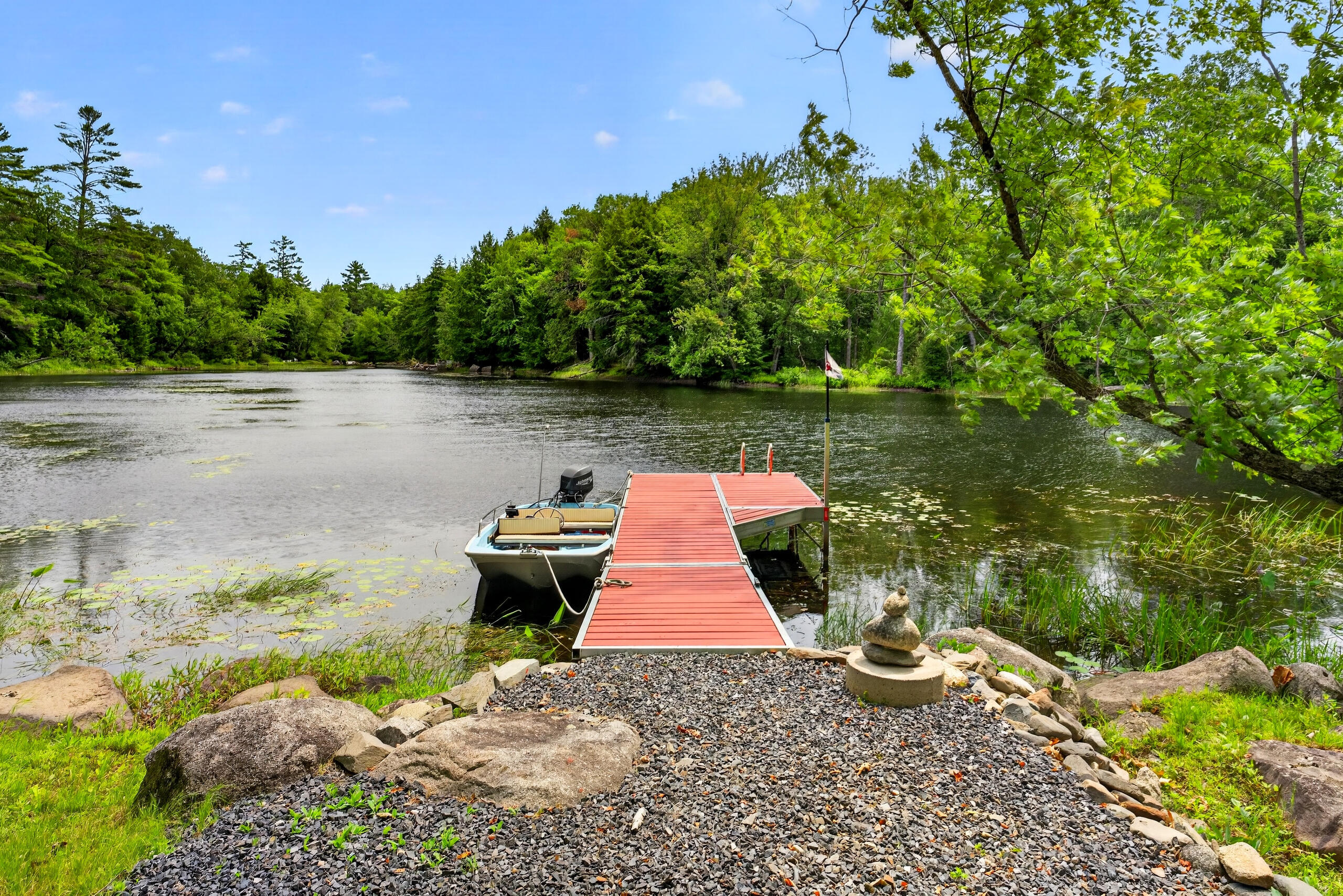 6 Lake Como Drive Property Photo 12