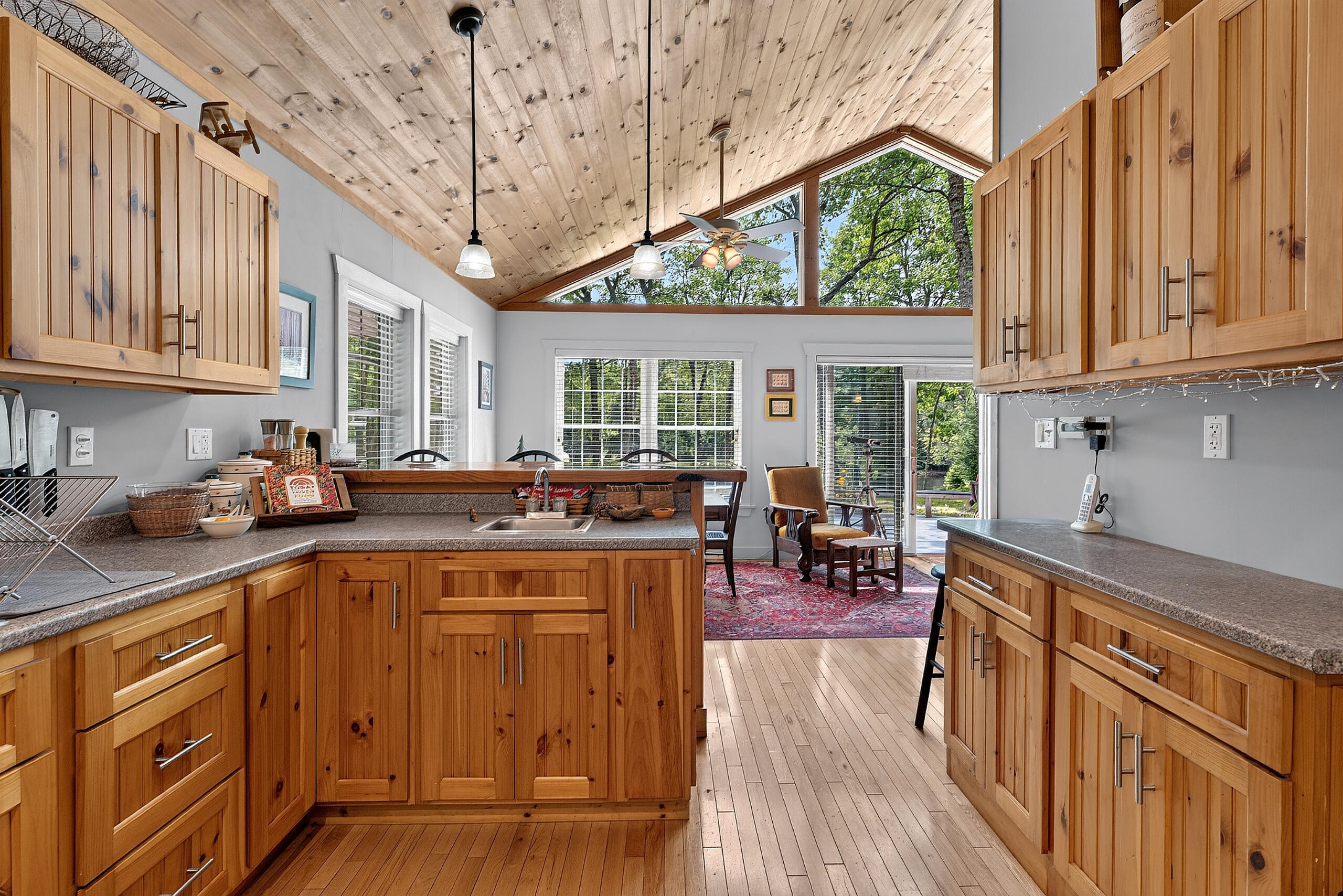 6 Lake Como Drive Property Photo 17