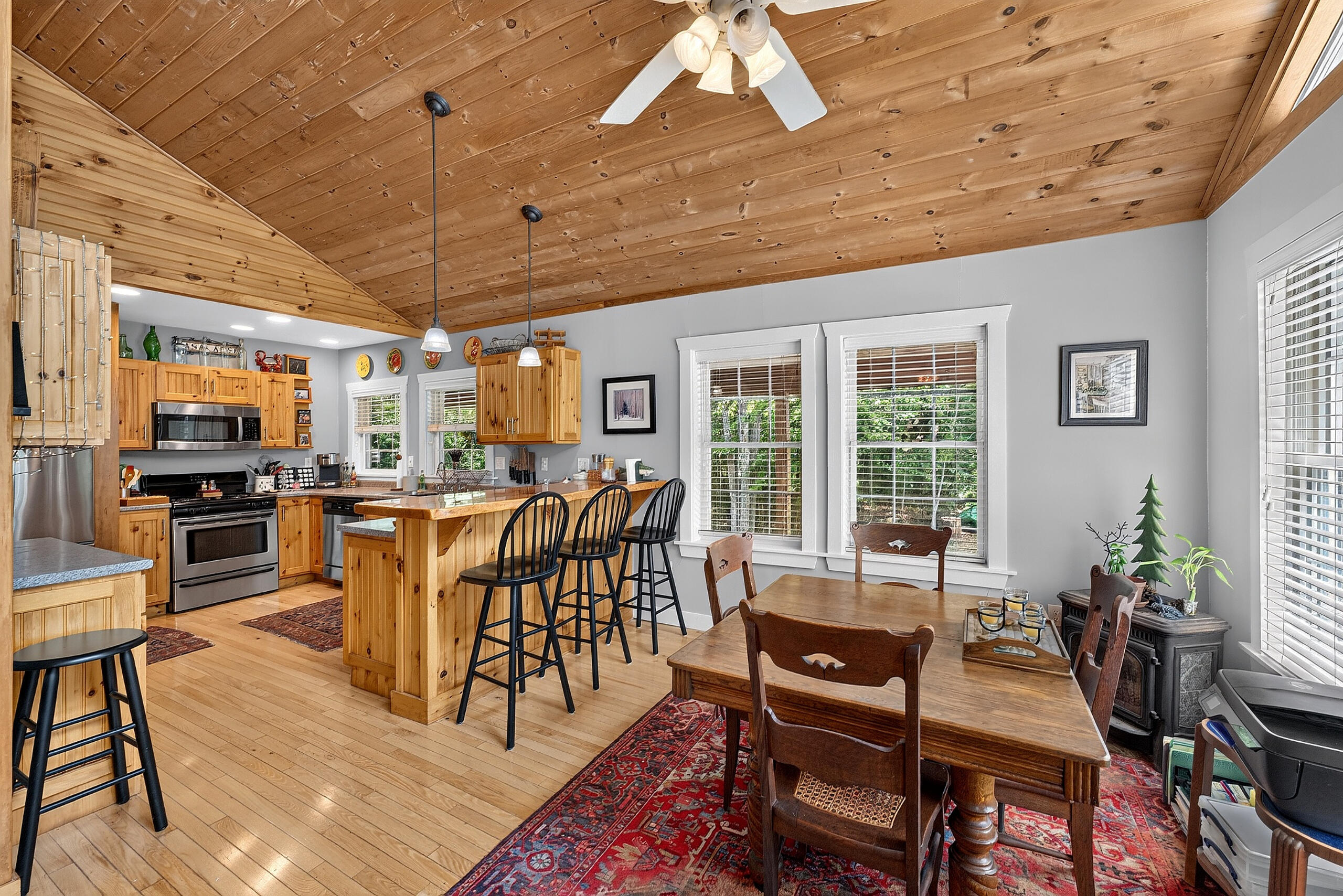 6 Lake Como Drive Property Photo 18