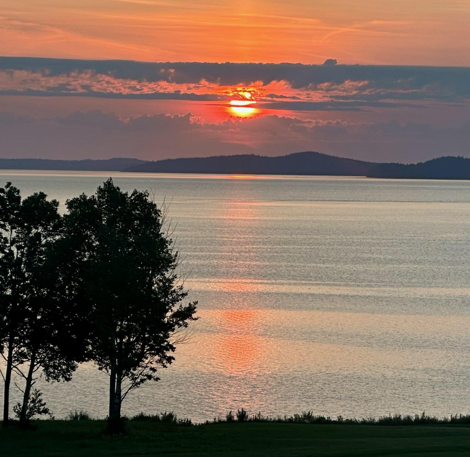 357 Shore Road Property Photo 3