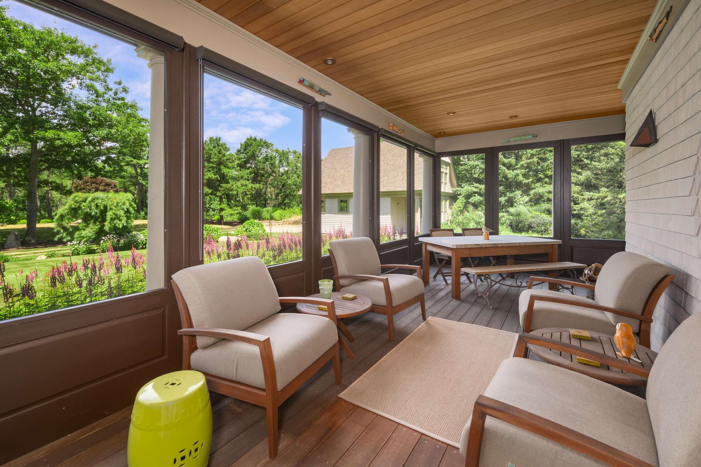 6 Pebble Cove Property Photo 15