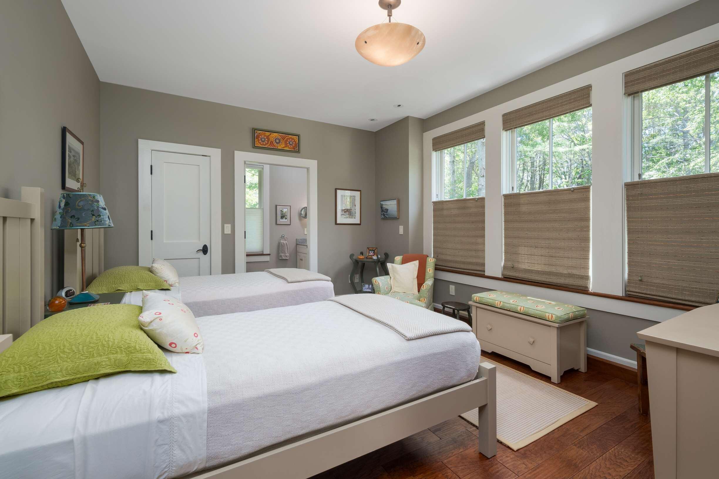 6 Pebble Cove Property Photo 33