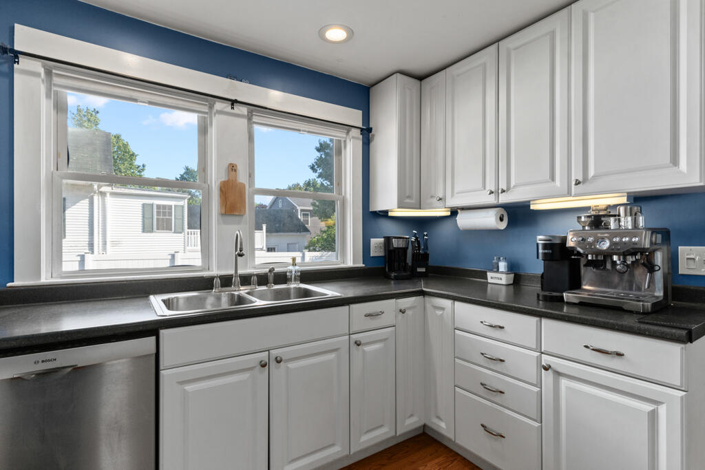162 Westbrook Street Property Photo 11