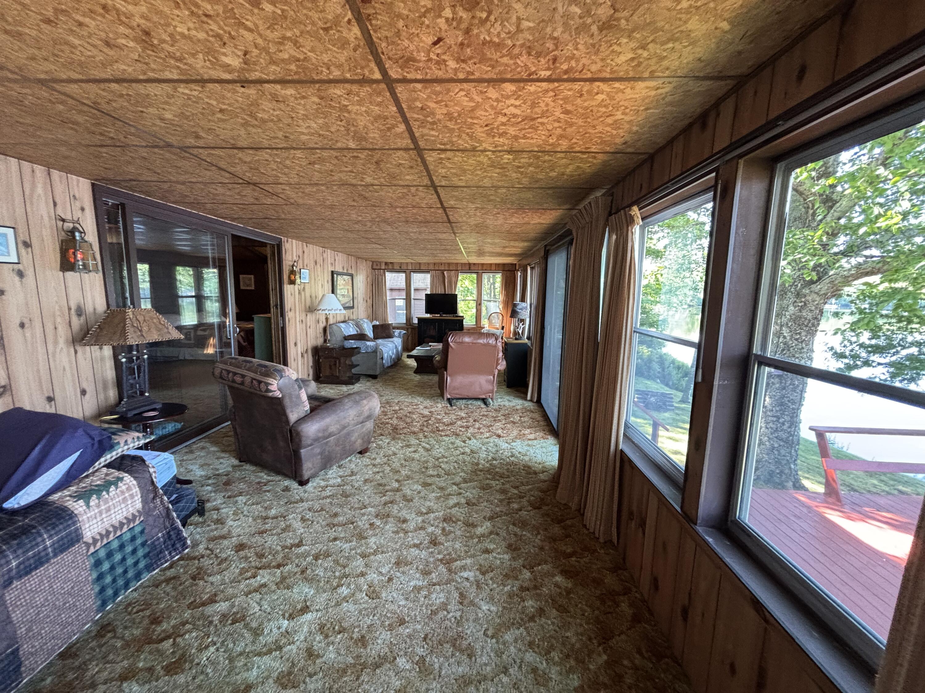4 N Shore Road Property Photo 16
