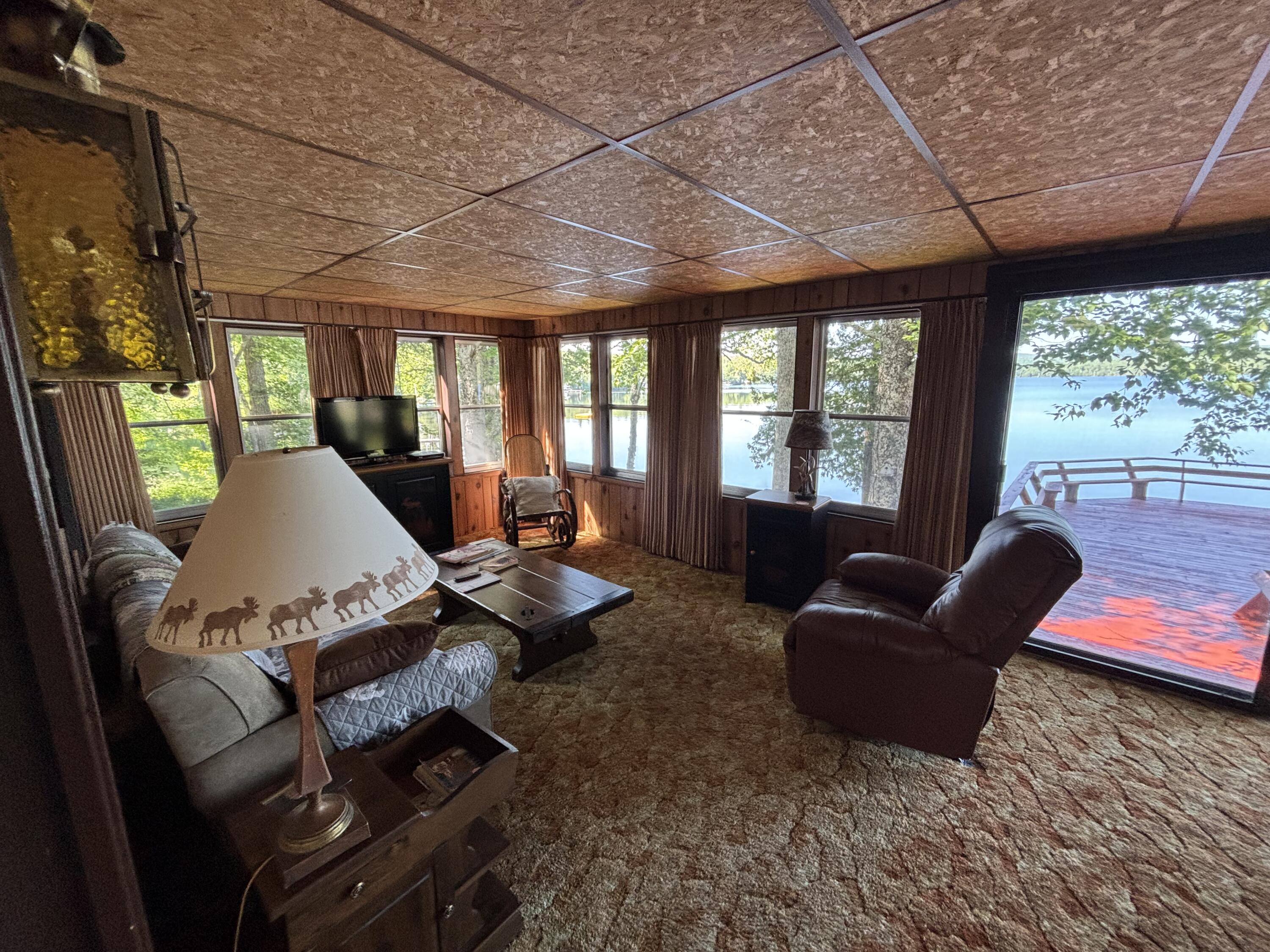 4 N Shore Road Property Photo 18