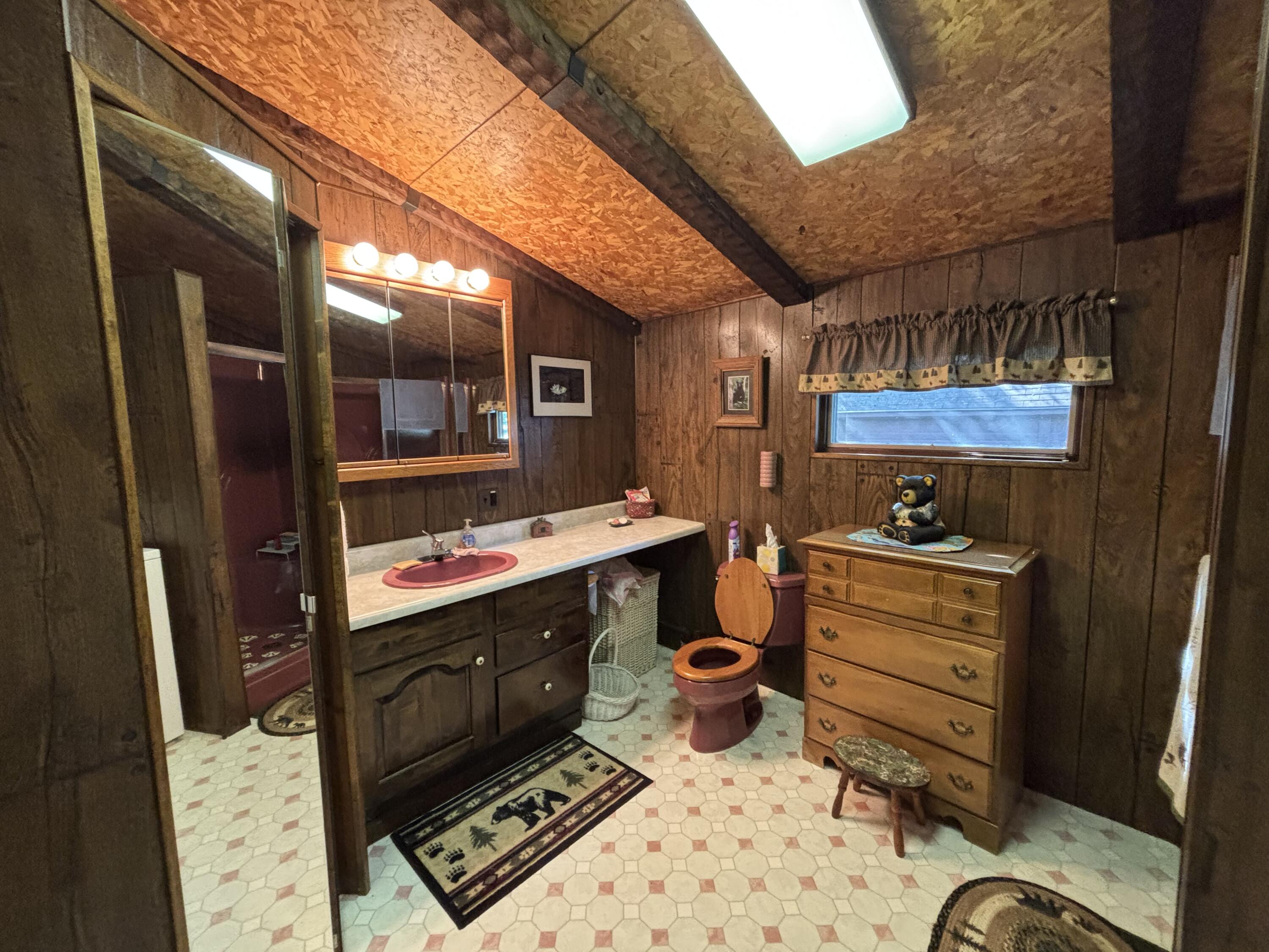 4 N Shore Road Property Photo 20